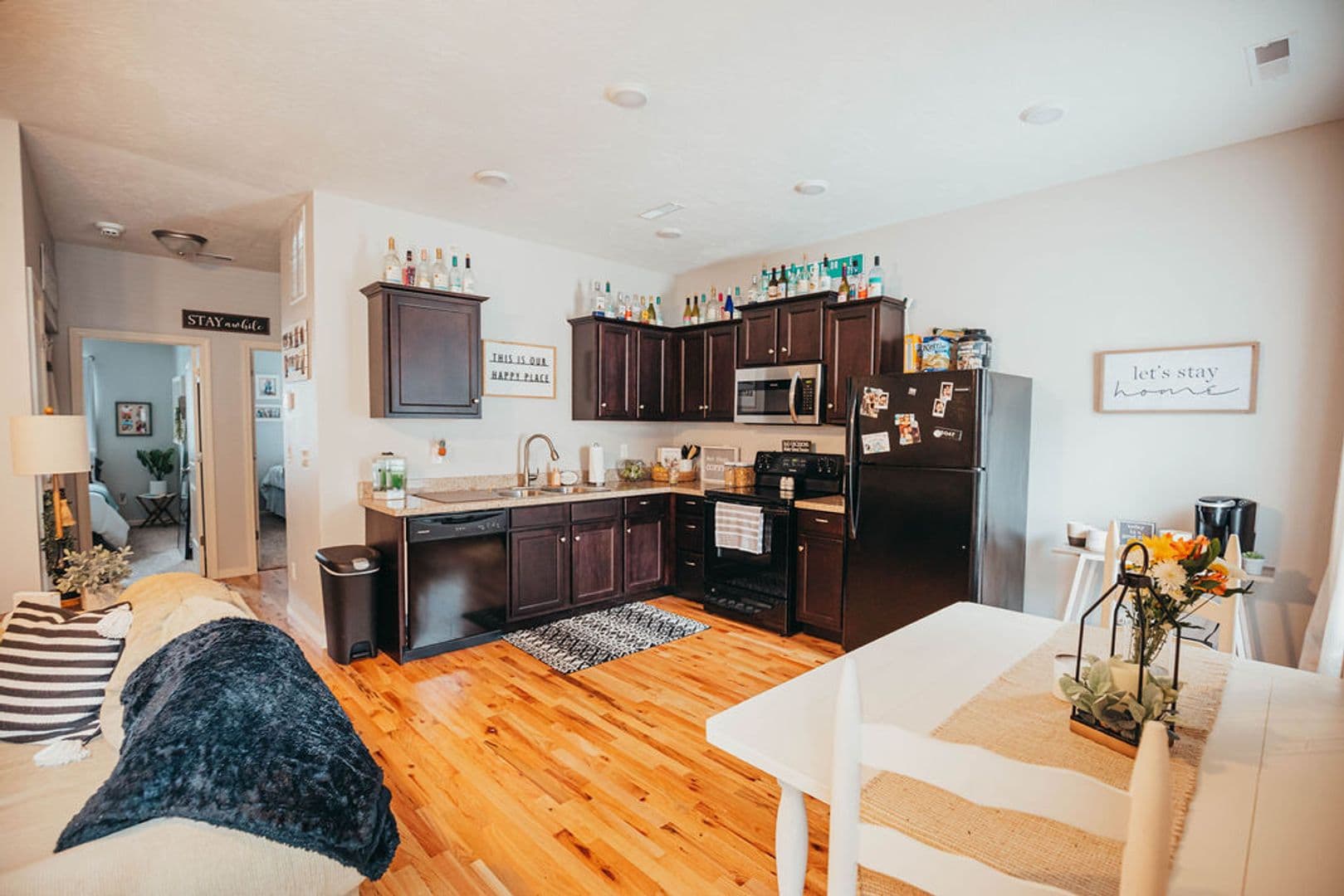 Springfield Apartment: 1325 E Cherry