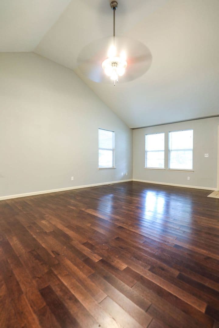 Springfield House: 1330 S Pennsylvania