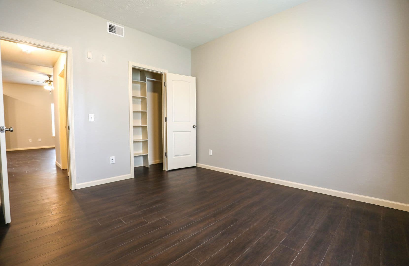 Springfield Apartment: 600 E Harrison