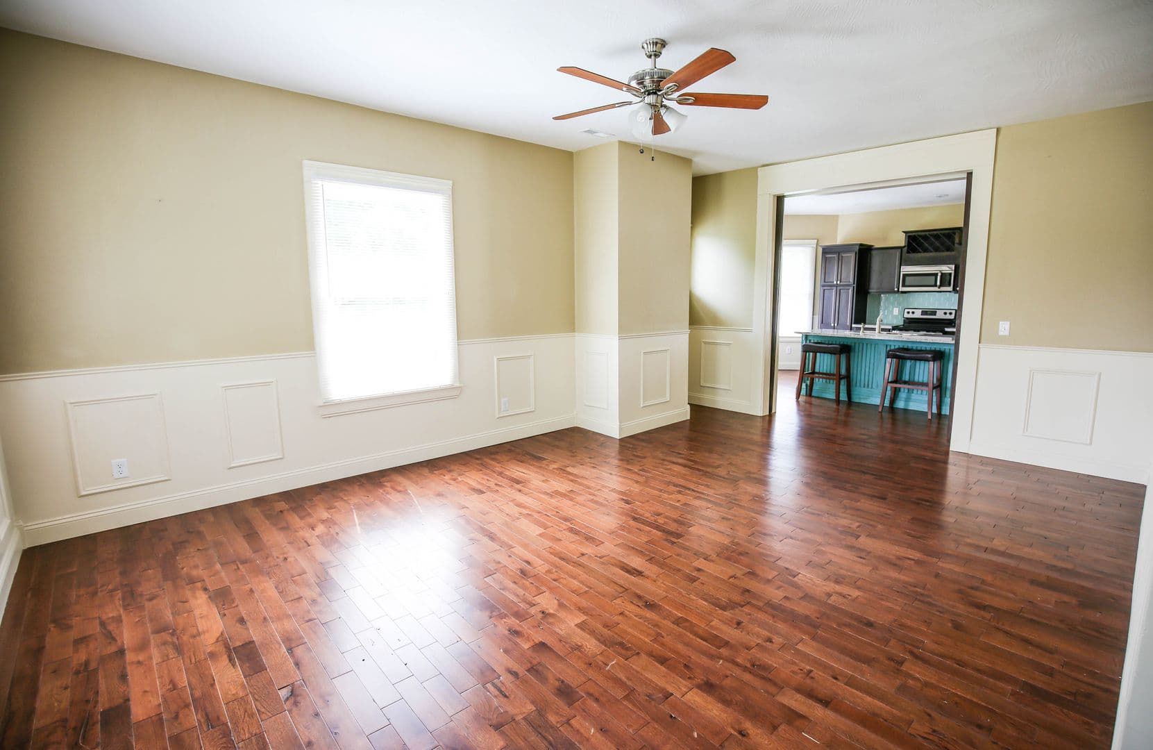 Springfield Apartment: 1144 E Walnut