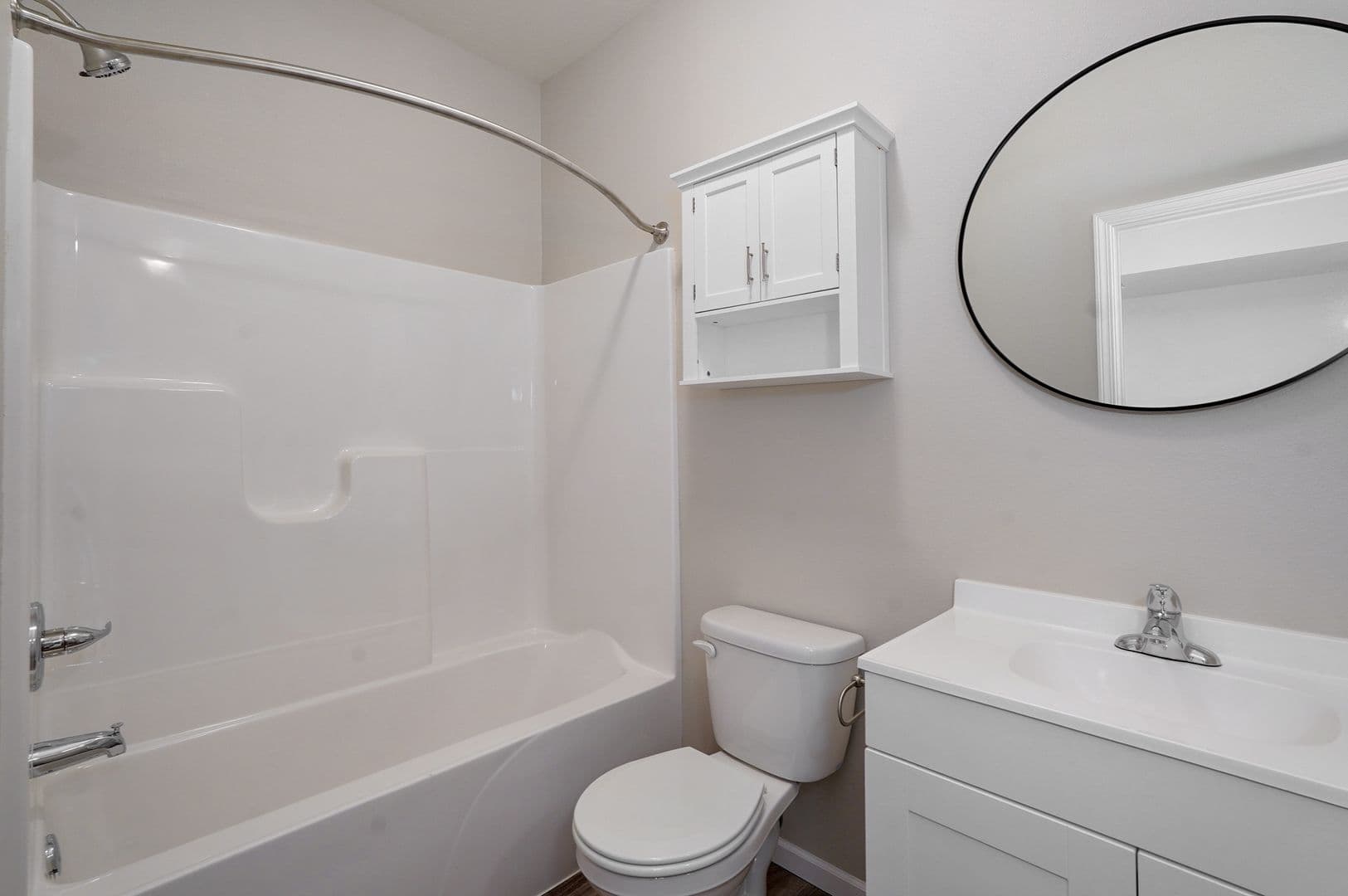 Springfield Apartment: 323 S Florence Ave
