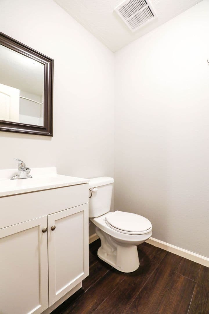 Springfield Apartment: 600 E Harrison