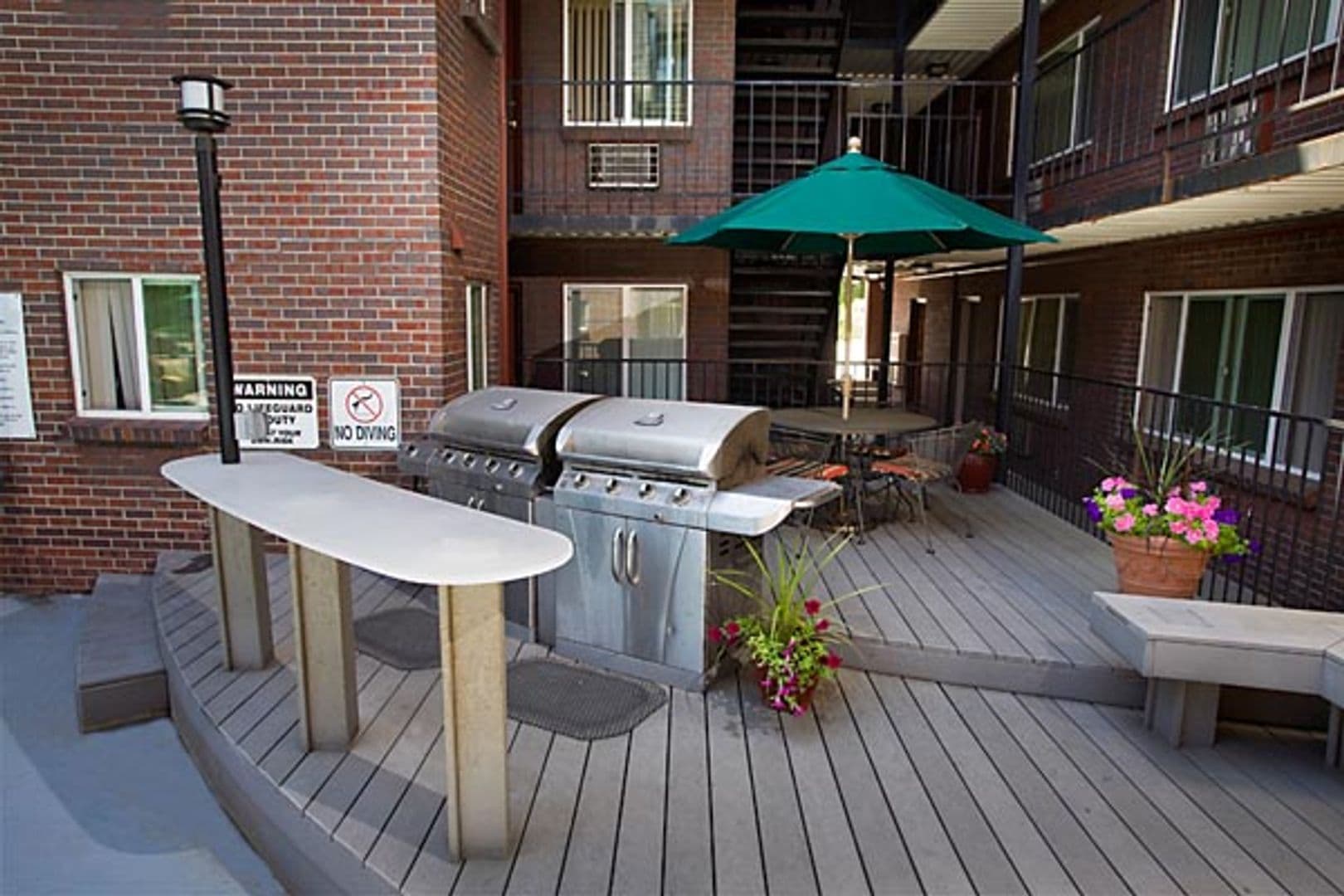 Englewood Apartment: 3535 S. Clarkson St.