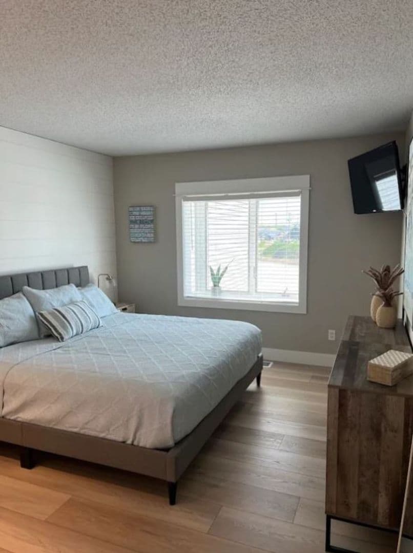 Spring Lake Apartment: 116 Millpoint Dr.