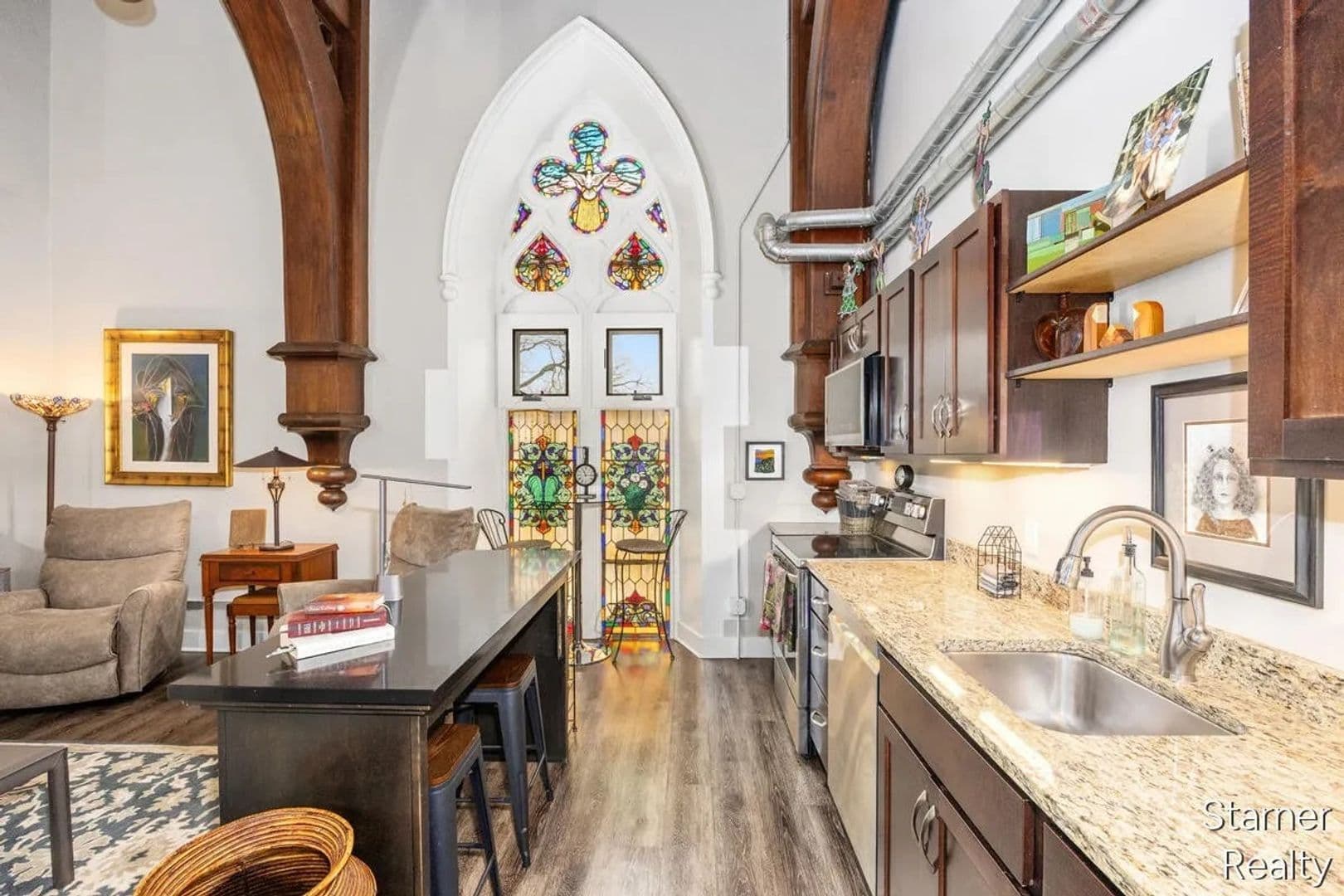 Grand Rapids Apartment: 253 Prospect Ave NE