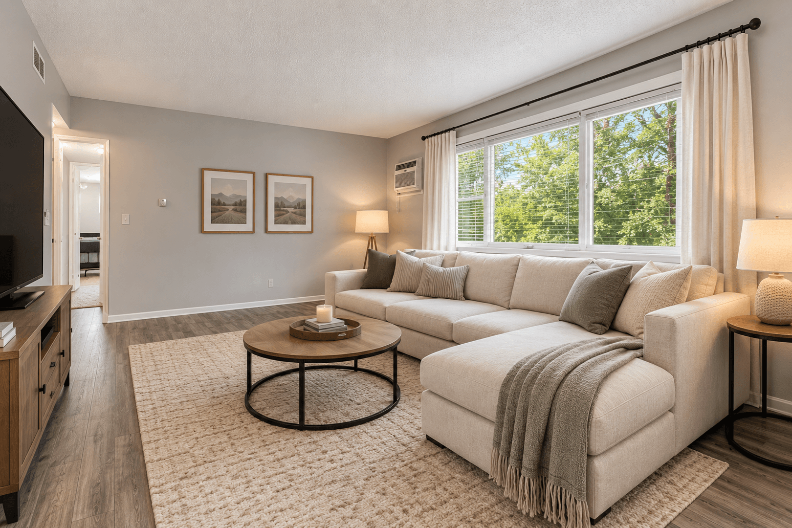 La Crosse Apartment: 802 7th St S