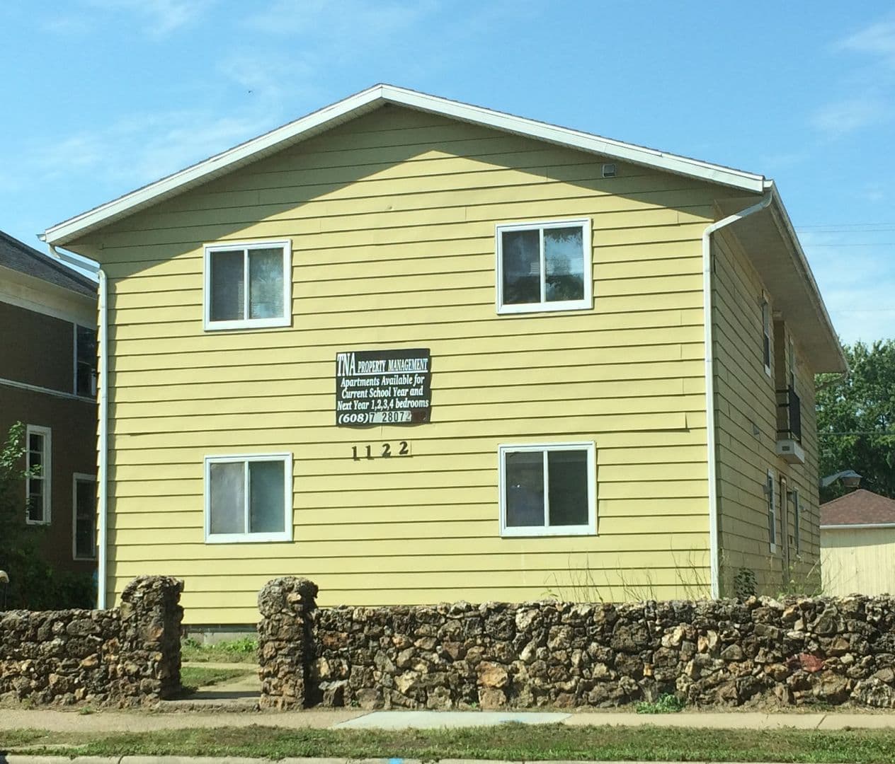 La Crosse Apartment: 1122 7th St S