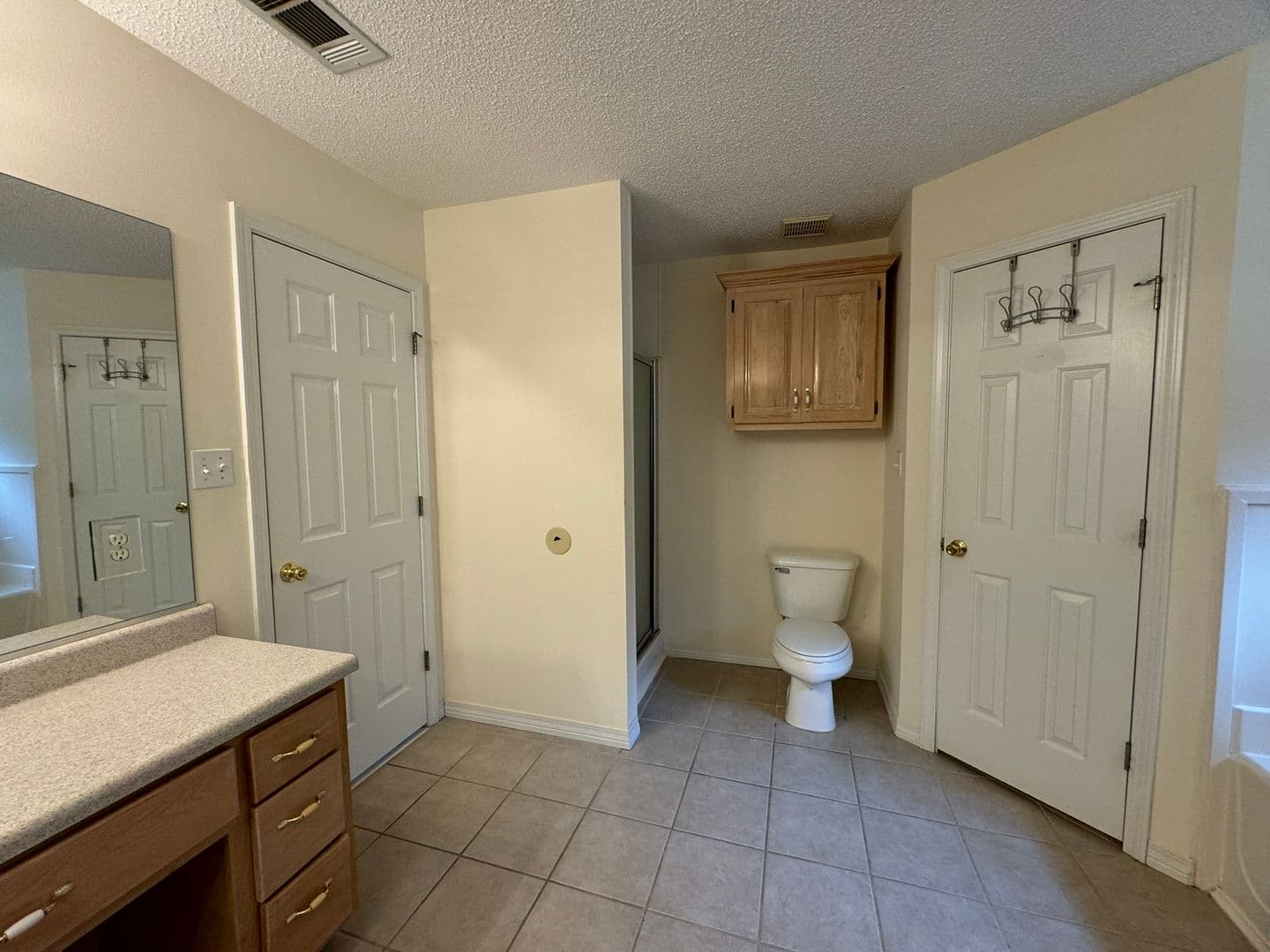 Grand Bay House: 5211 Southern Oaks Trail