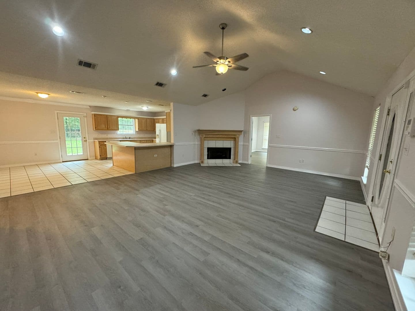 Grand Bay House: 5211 Southern Oaks Trail