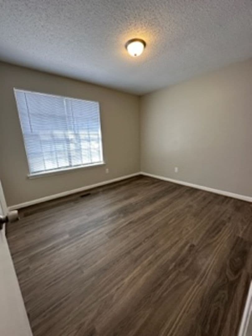 Birmingham House: 8221 Vassar Ave