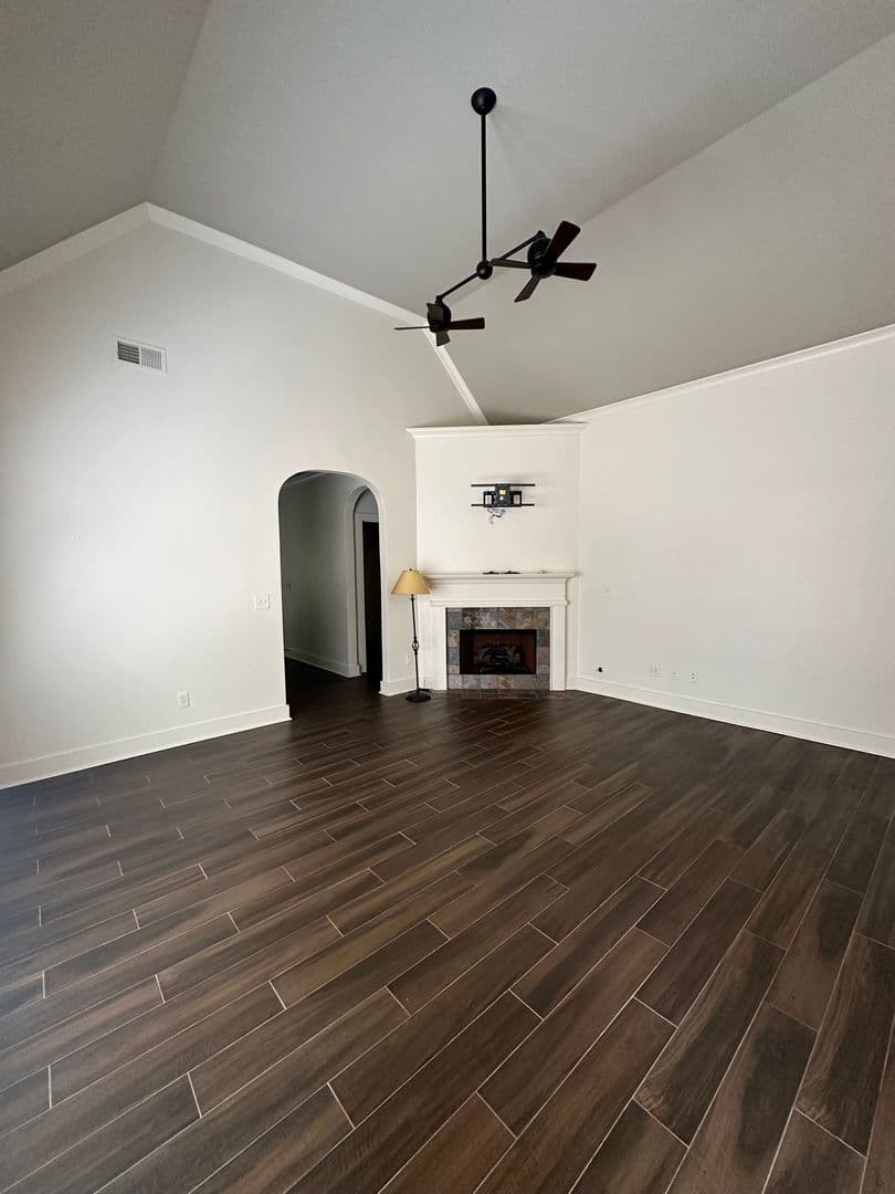 Birmingham House: 358 Kingston Circle