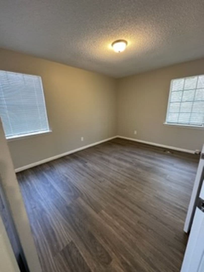 Birmingham House: 8221 Vassar Ave