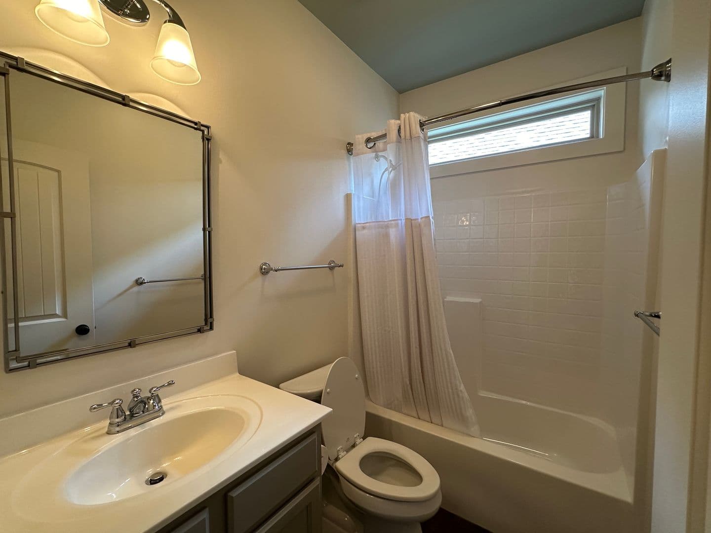 Birmingham House: 358 Kingston Circle
