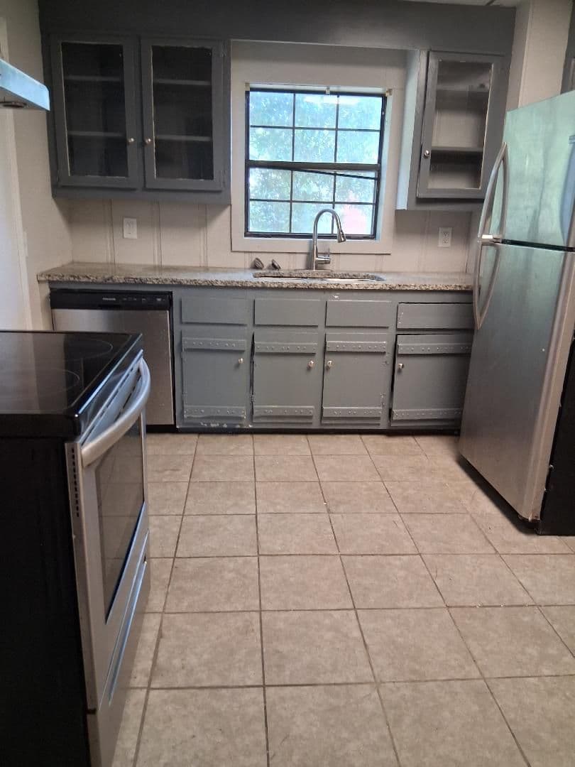 Bessemer House: 1116 potter Avenue