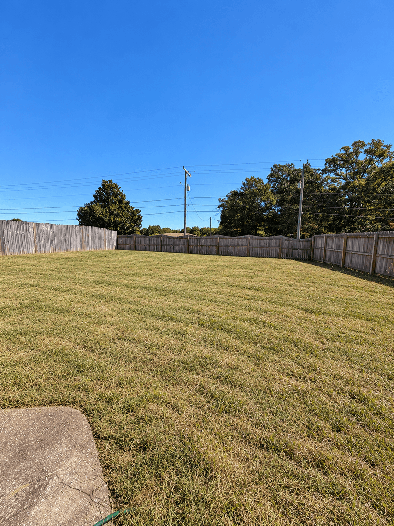 Madison House: 123 Forestbrook Drive