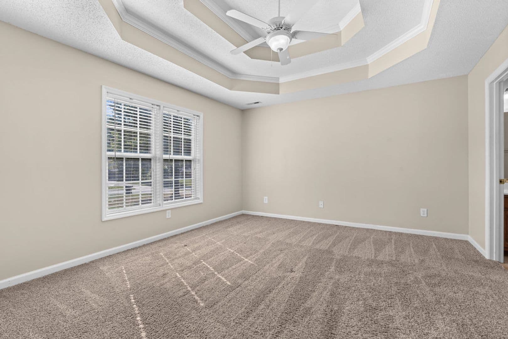 Madison House: 185 Raspberry Way