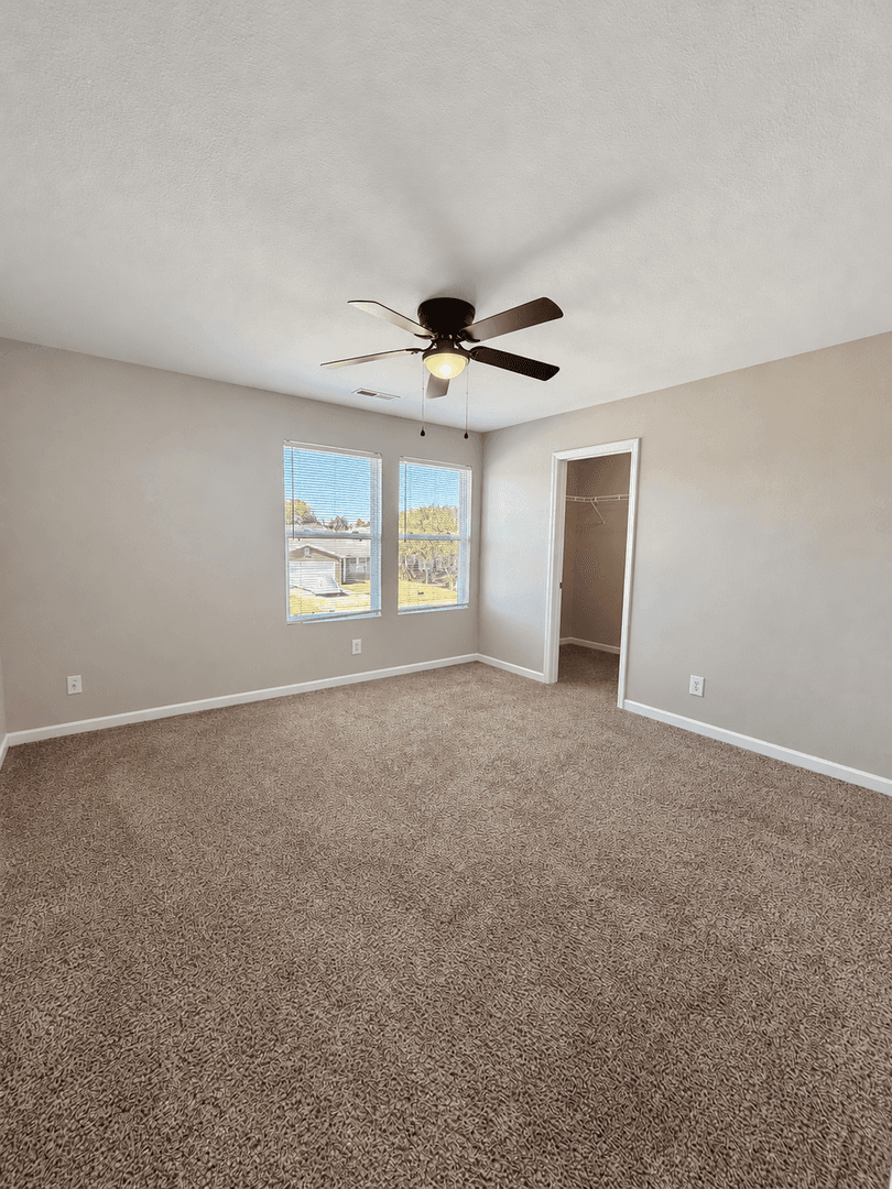 Madison House: 123 Forestbrook Drive