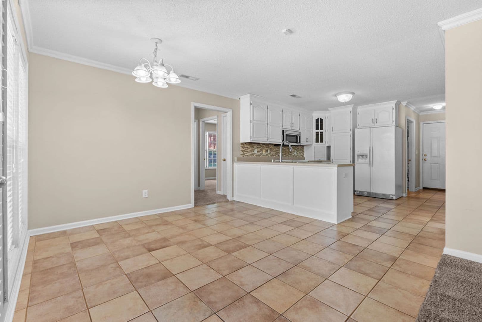 Madison House: 185 Raspberry Way