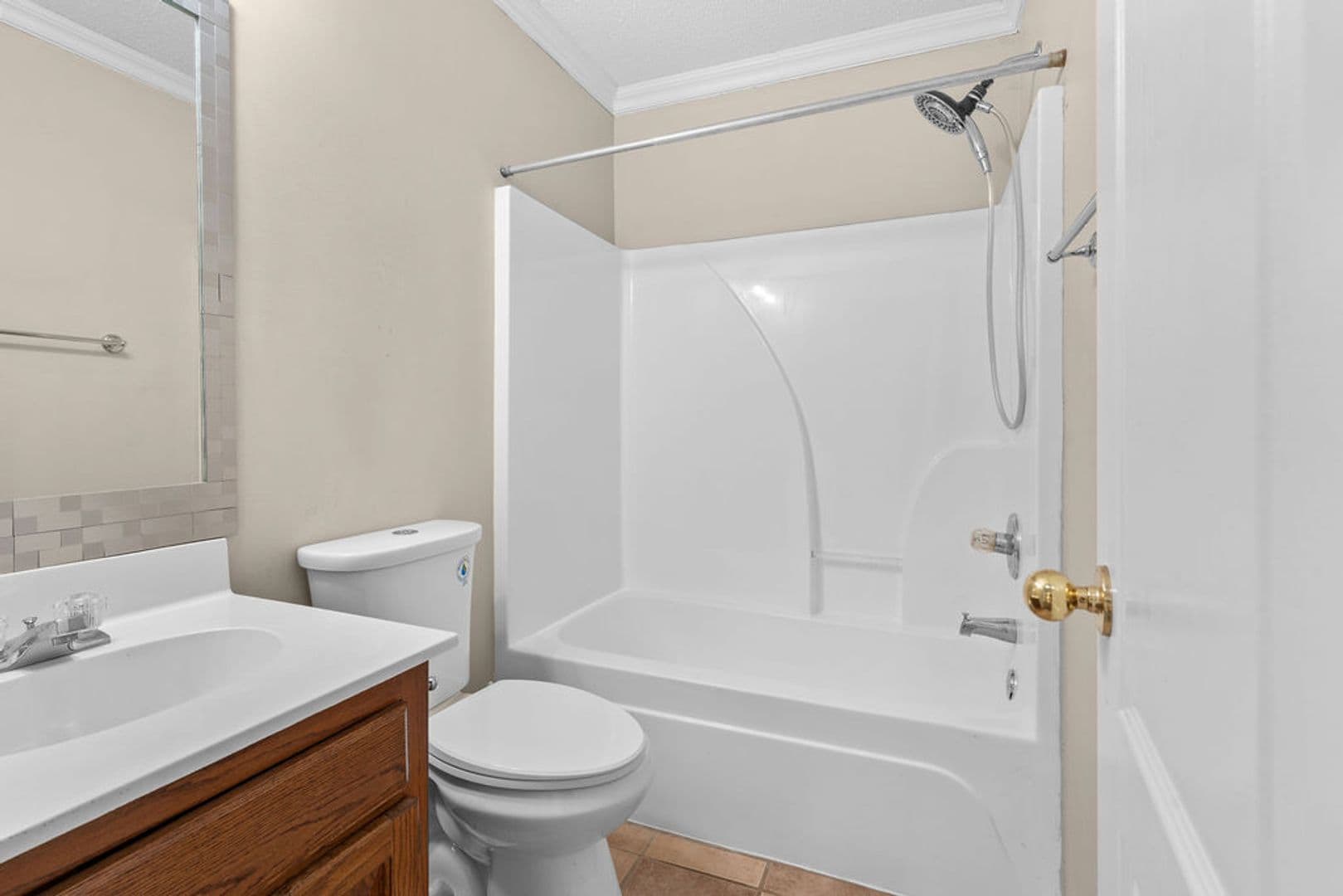 Madison House: 185 Raspberry Way