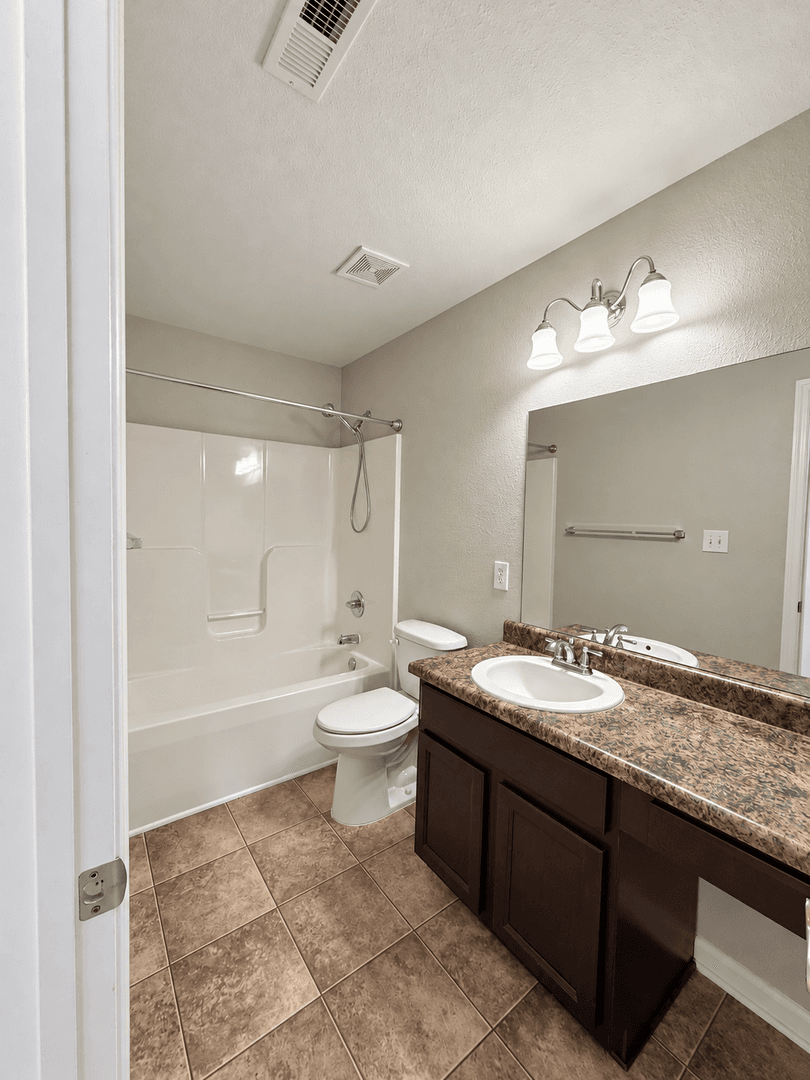 Madison House: 123 Forestbrook Drive