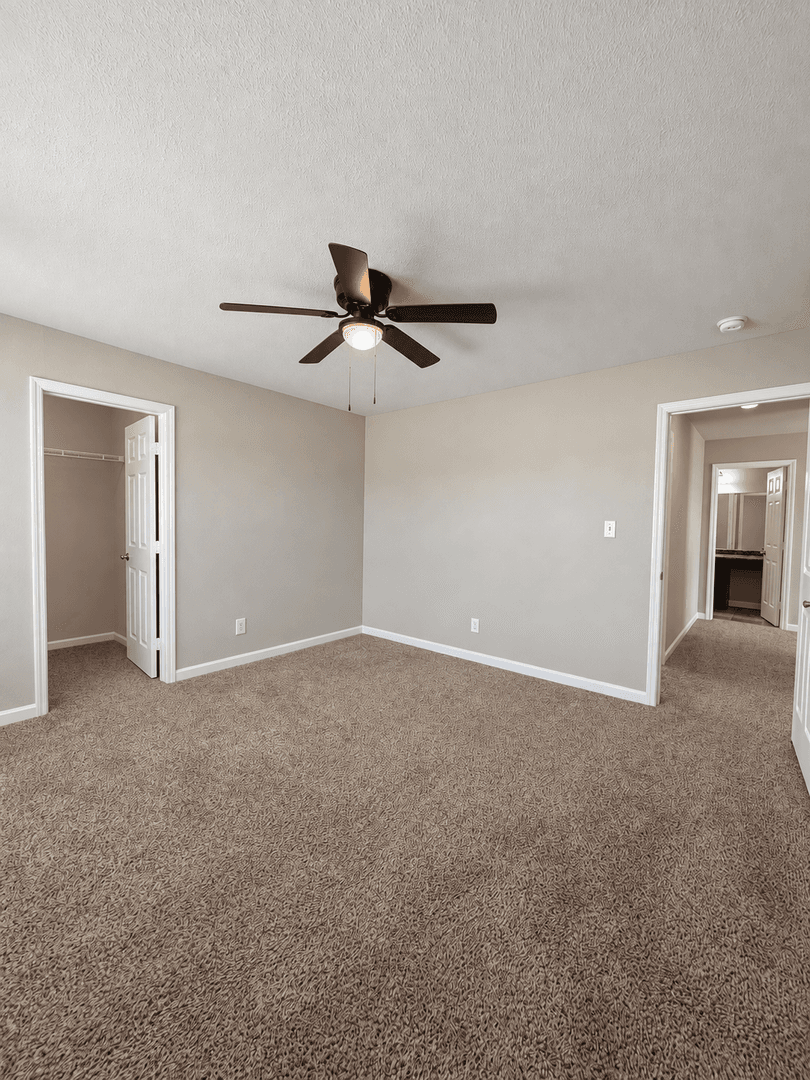Madison House: 123 Forestbrook Drive