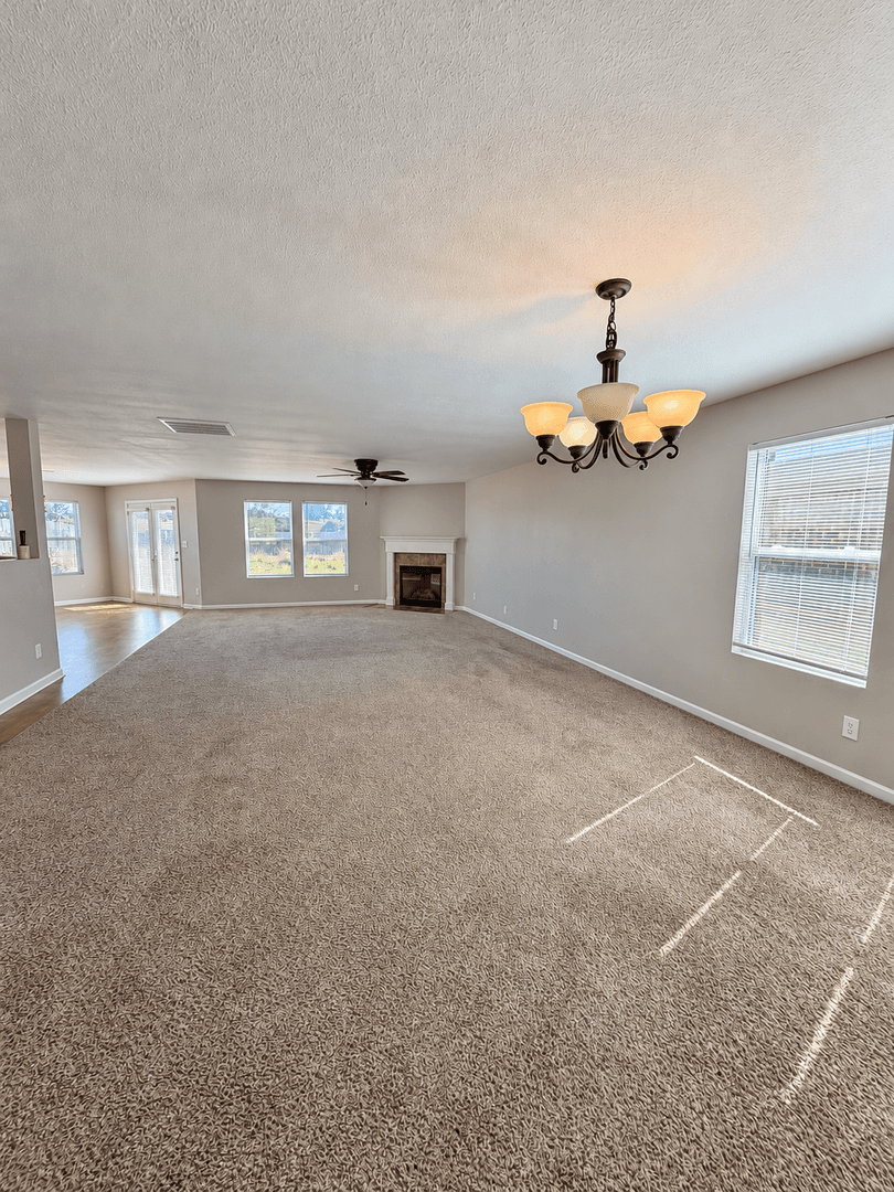 Madison House: 123 Forestbrook Drive