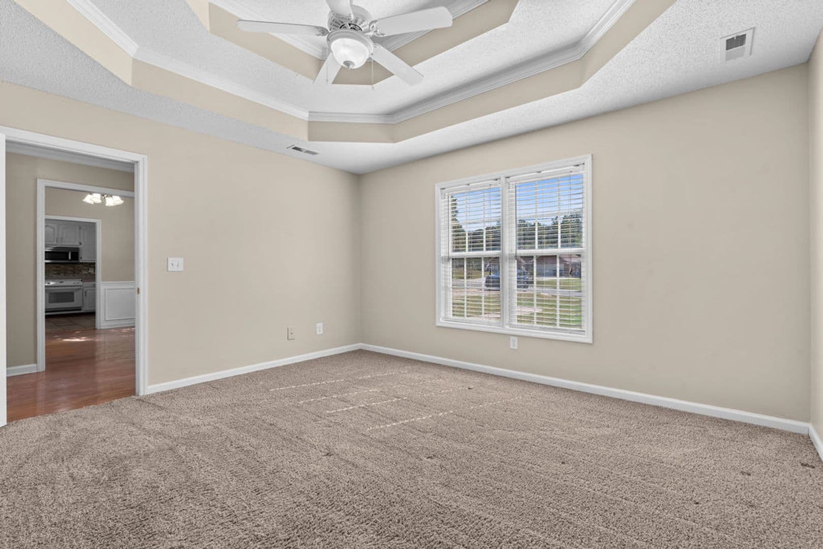 Madison House: 185 Raspberry Way