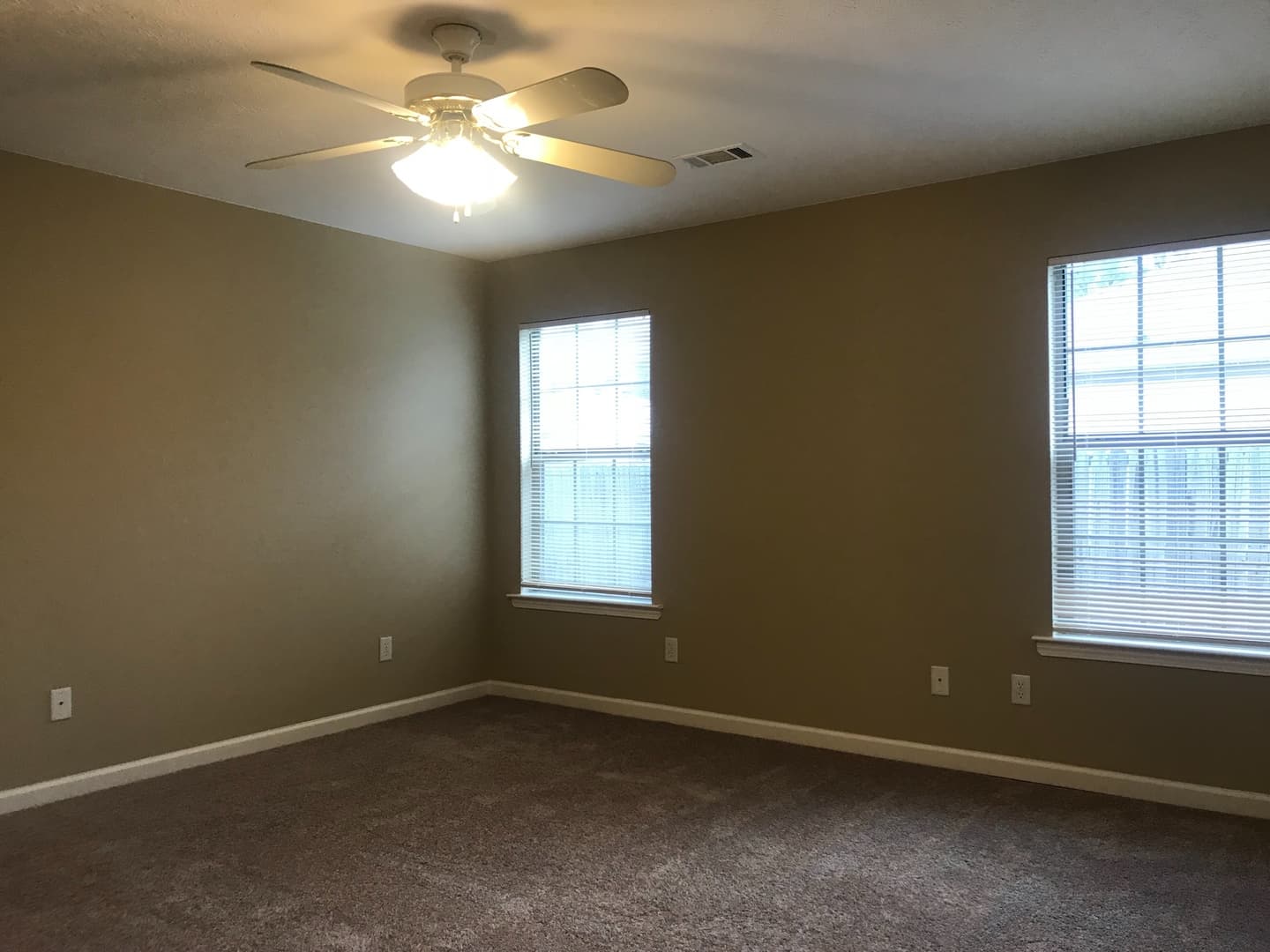 Cabot House: 16 Mustang Dr.