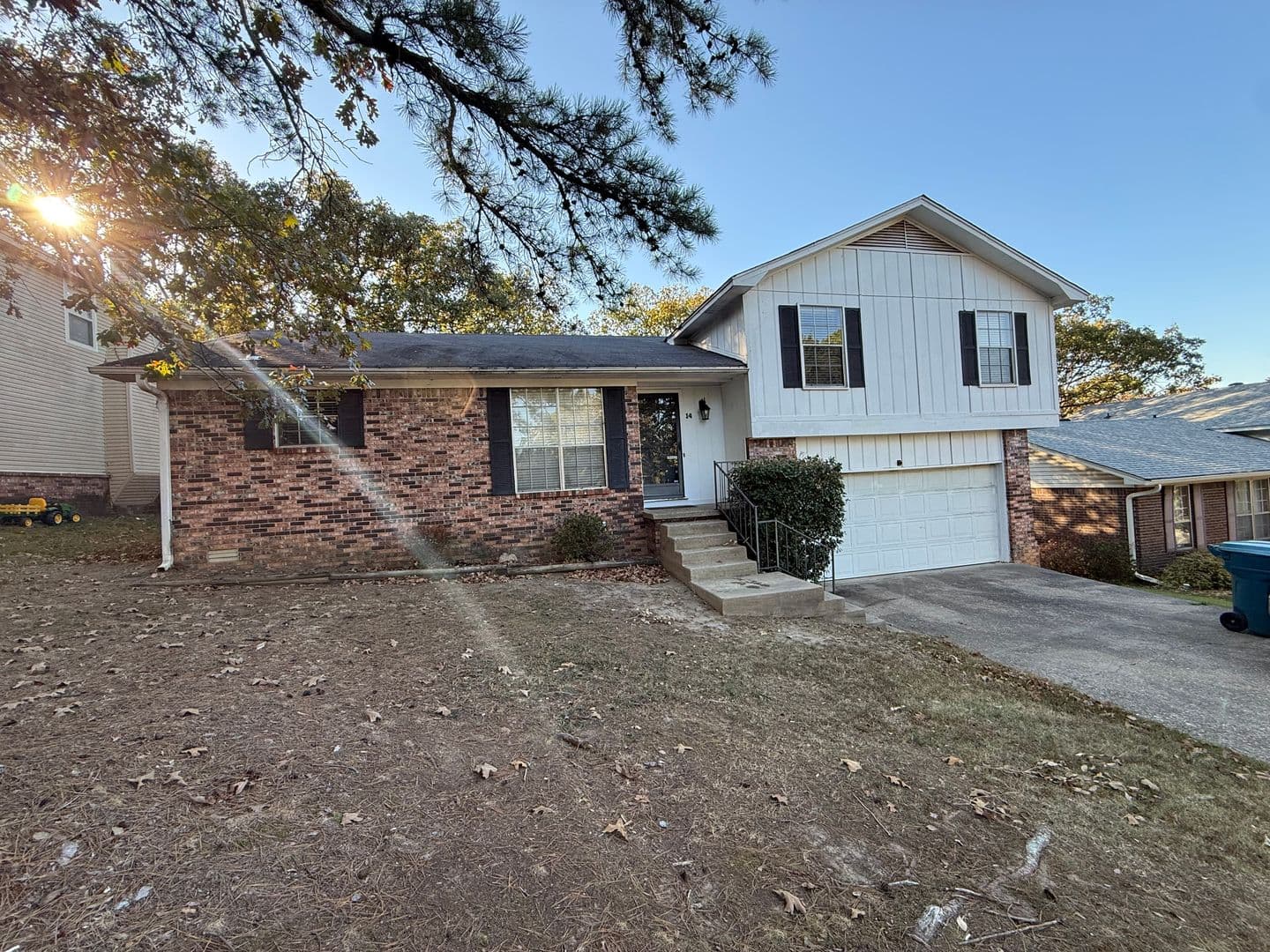 Little Rock House: 14 Feldspar Ct.