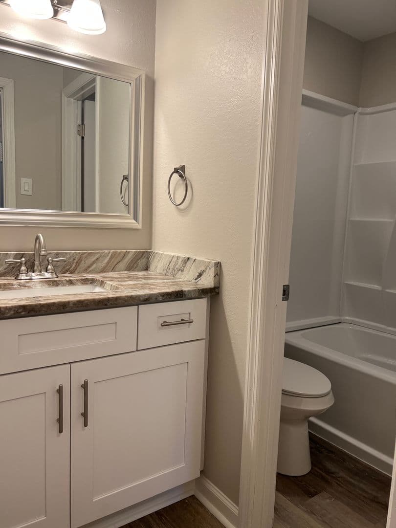 Little Rock House: 11907 Saint Charles Blvd