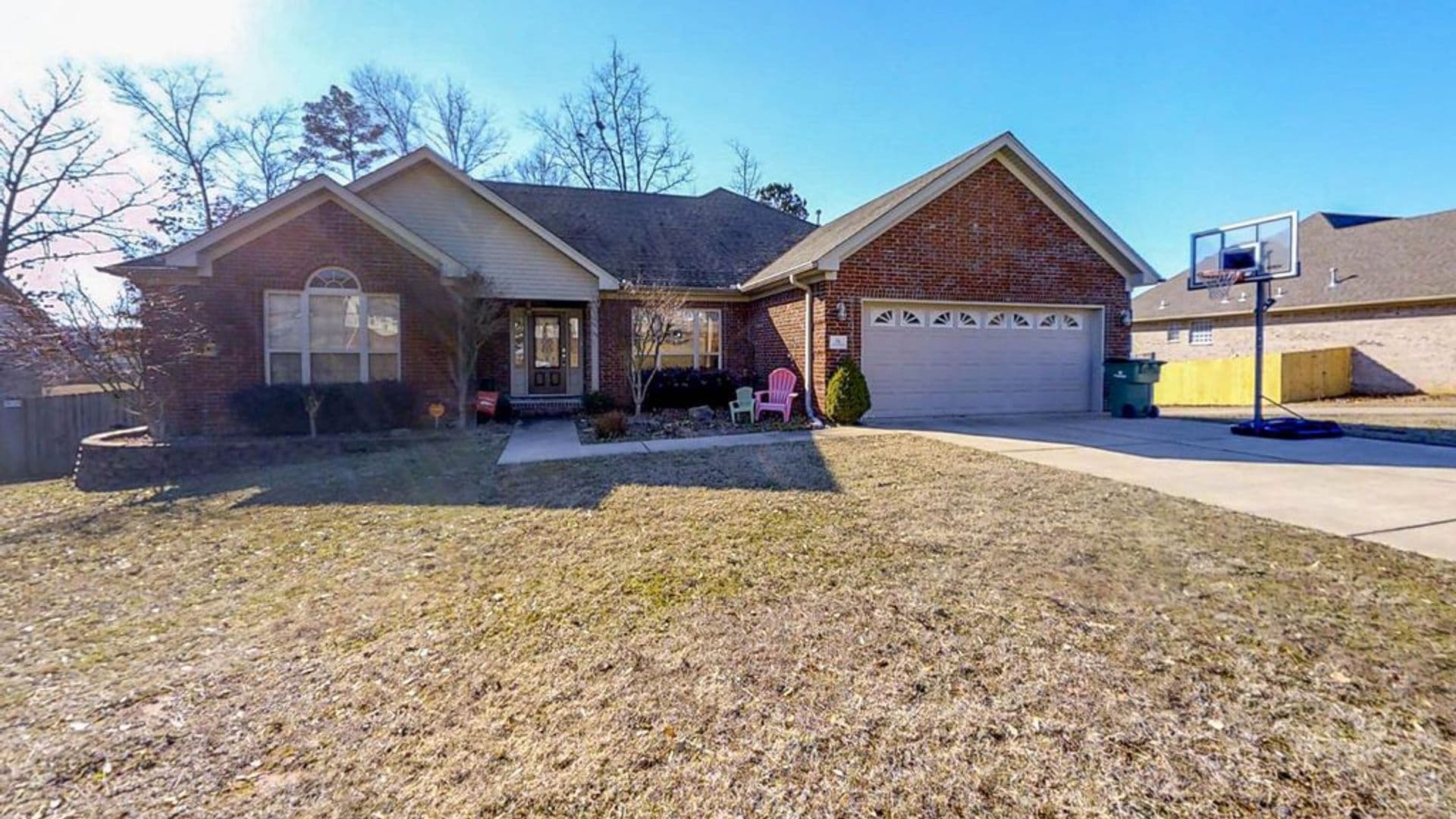 Cabot House: 74 Lakeland Dr.