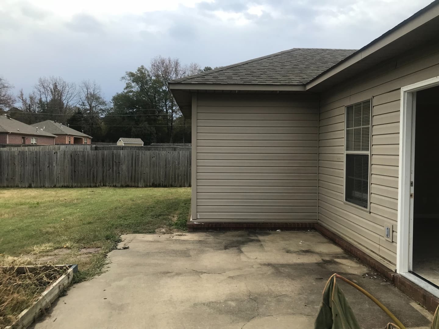 Cabot House: 16 Mustang Dr.