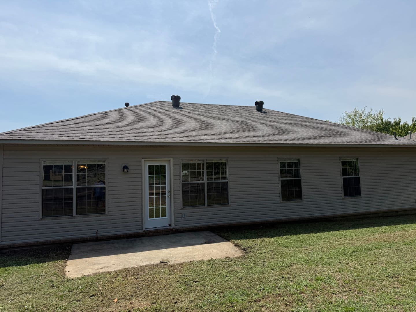 Cabot House: 32 Thunderbird Dr.