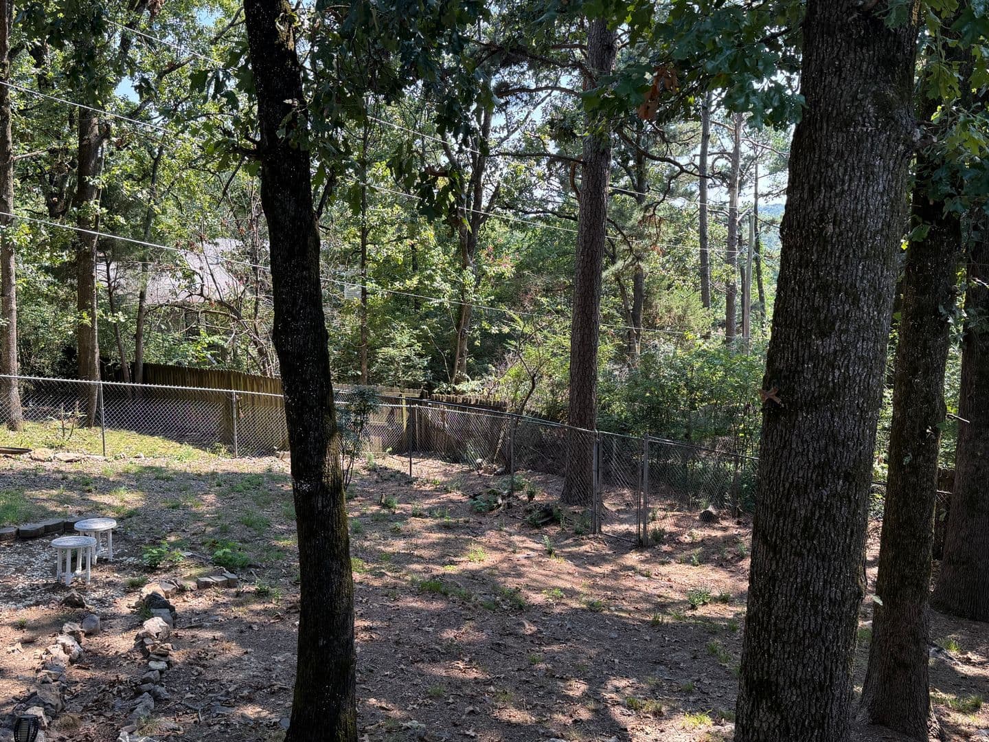 Little Rock House: 5 Flourite Cove