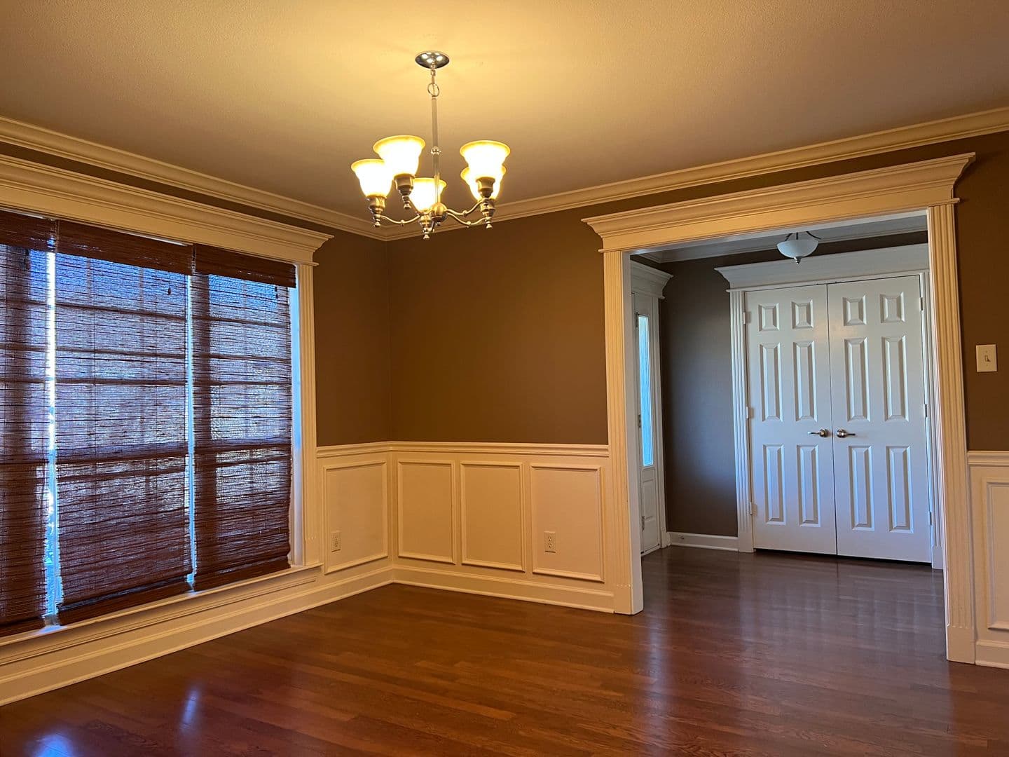 Cabot House: 74 Lakeland Dr.
