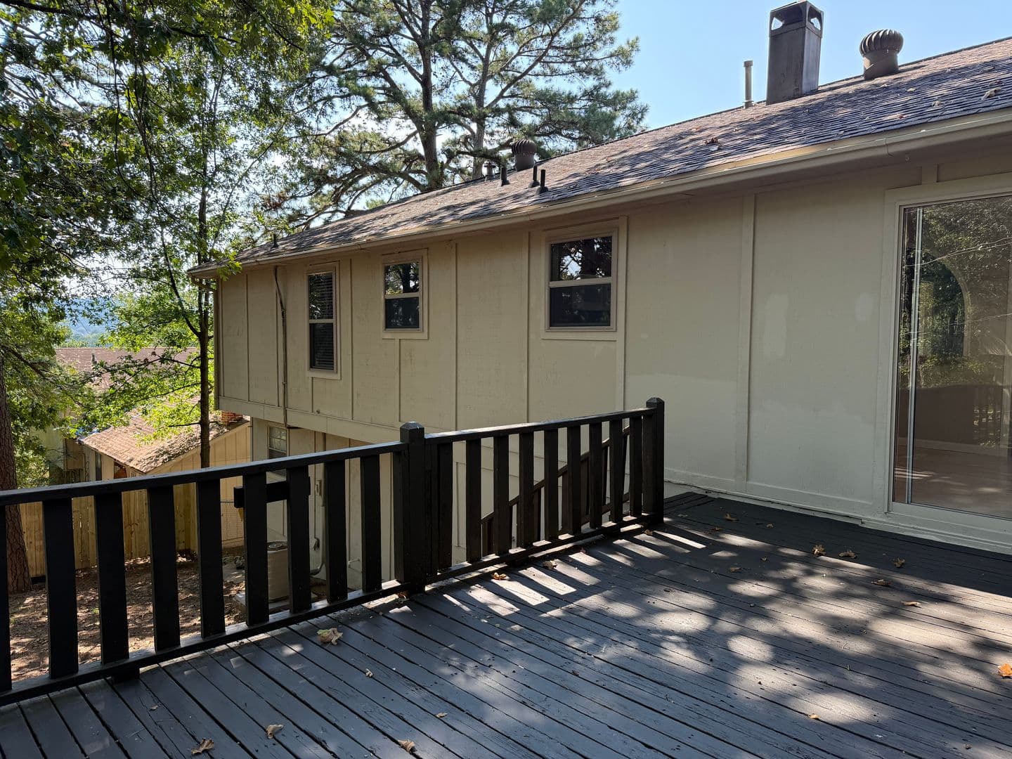 Little Rock House: 5 Flourite Cove
