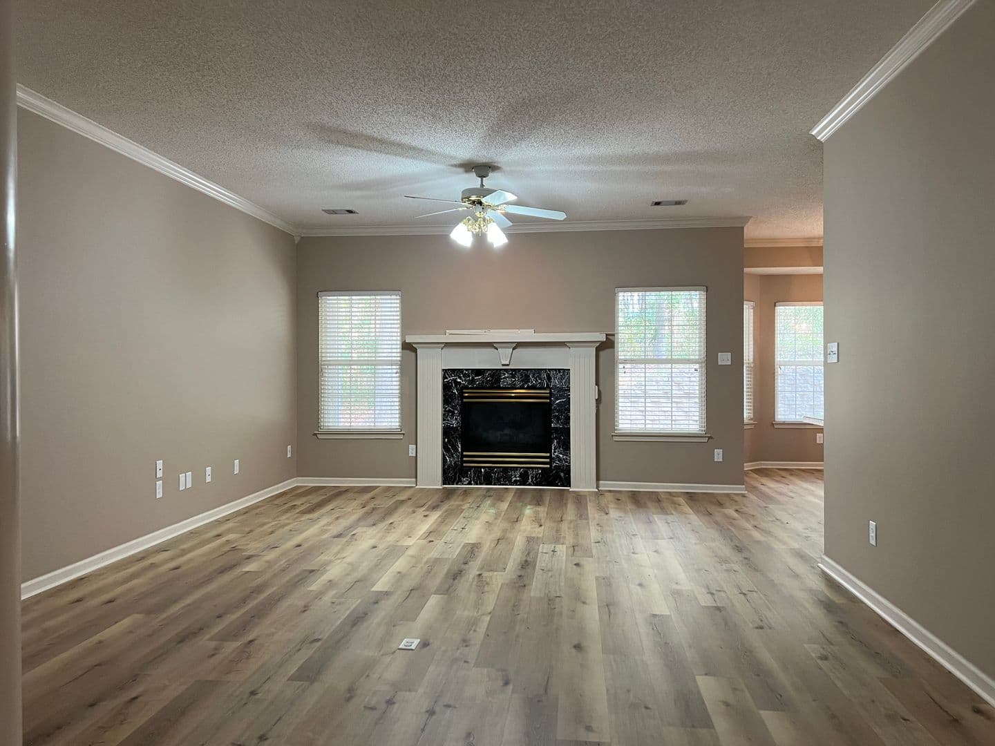 Benton House: 2406 Oakbrook Cove