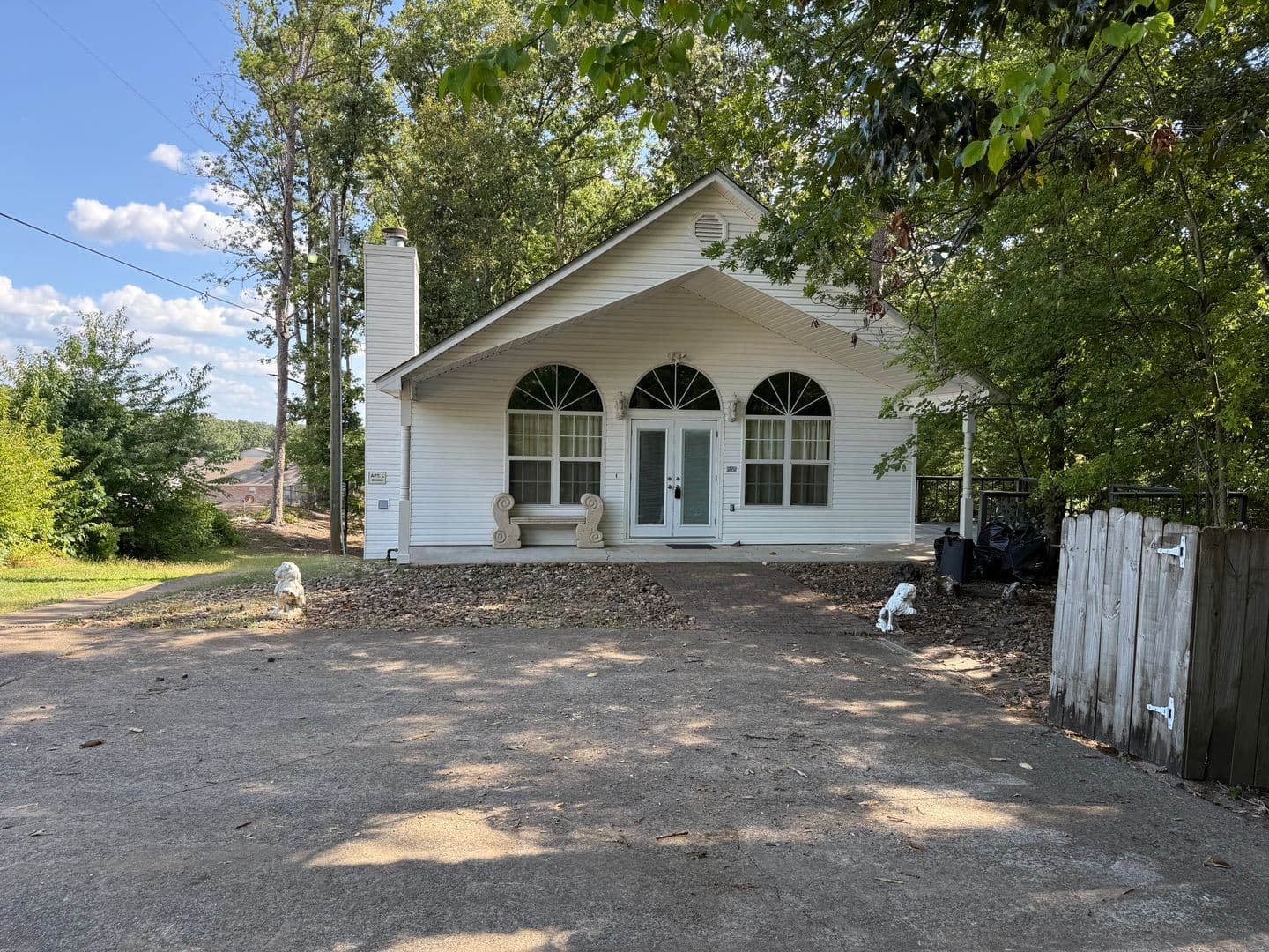 Little Rock House: 13301 Kanis Rd.