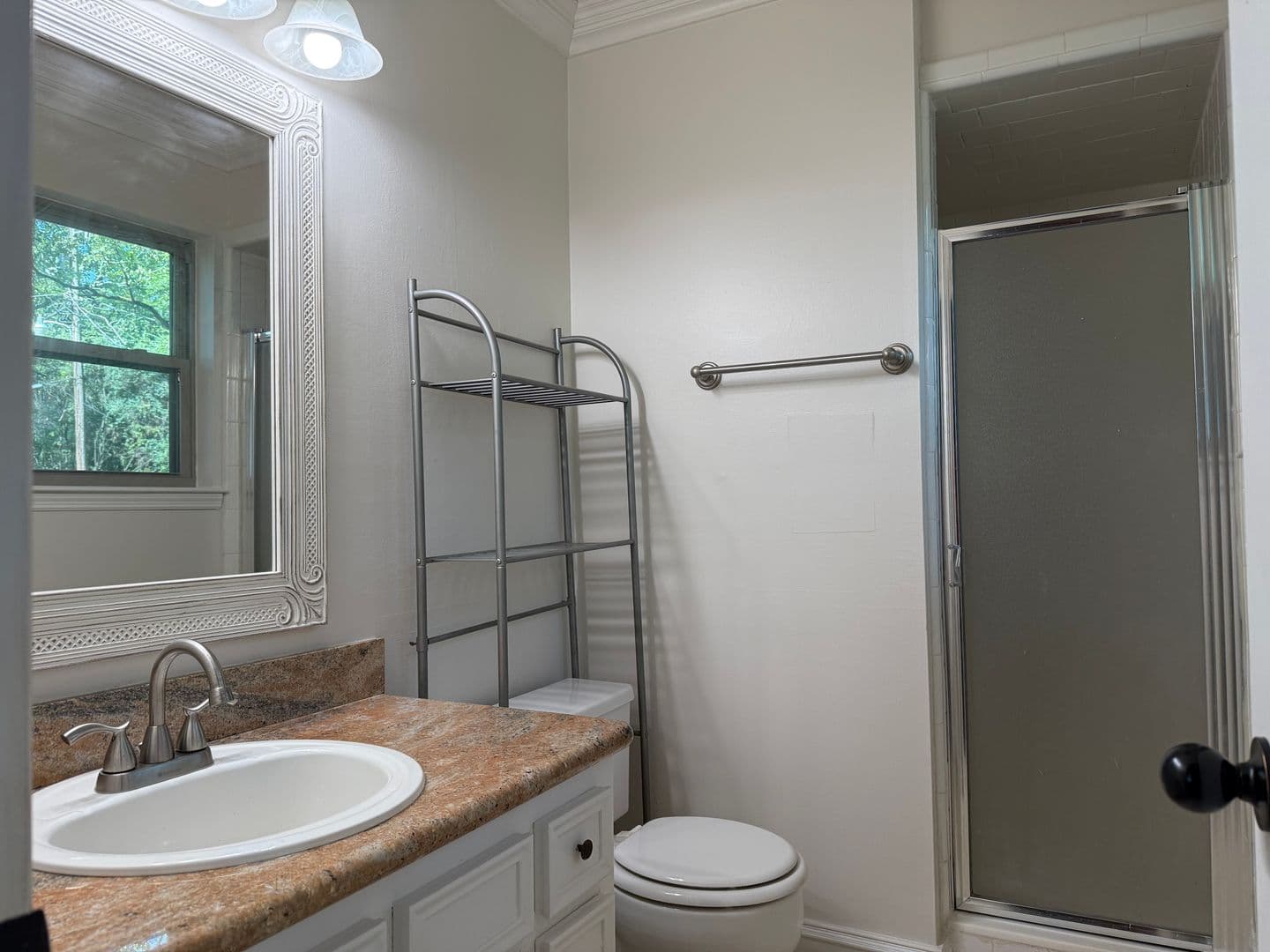 Little Rock House: 5 Flourite Cove