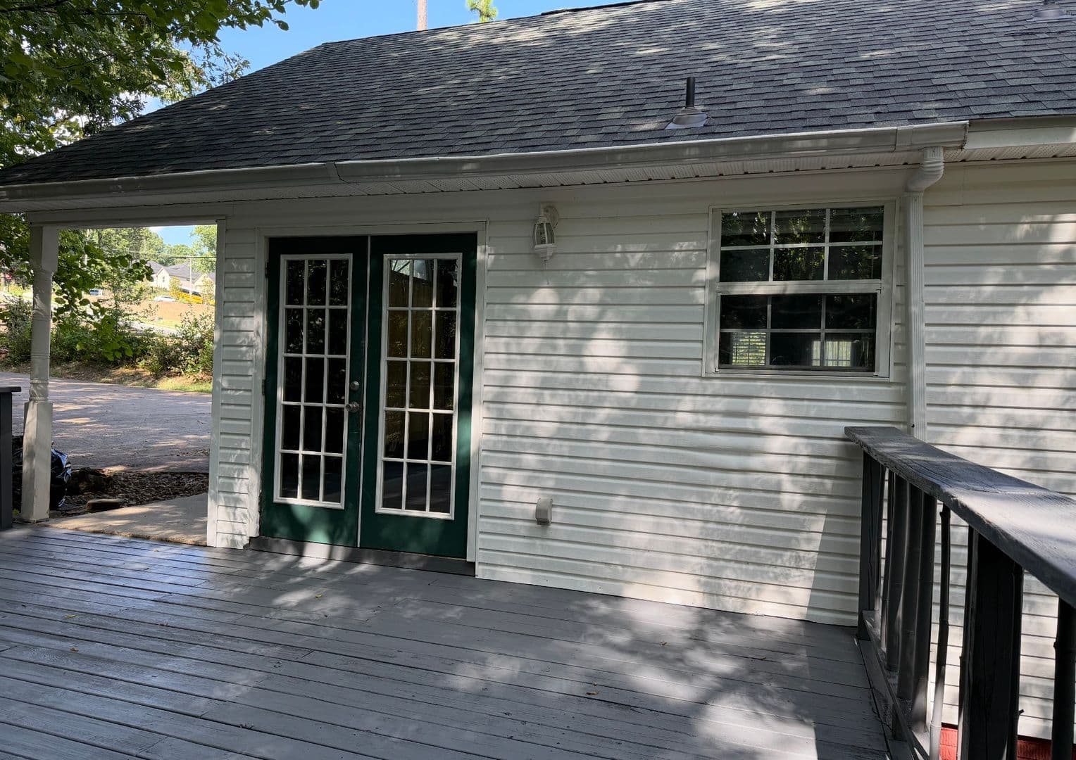 Little Rock House: 13301 Kanis Rd.