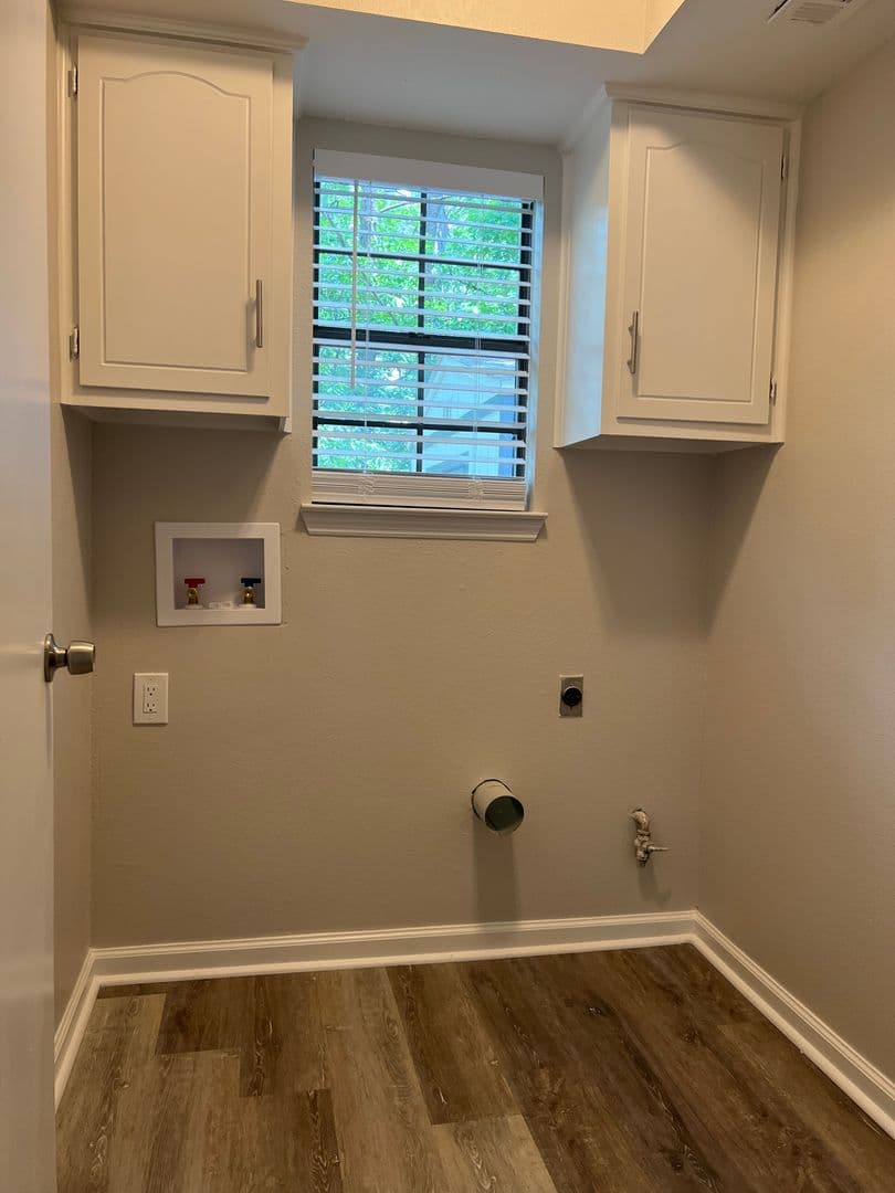 Little Rock House: 11907 Saint Charles Blvd