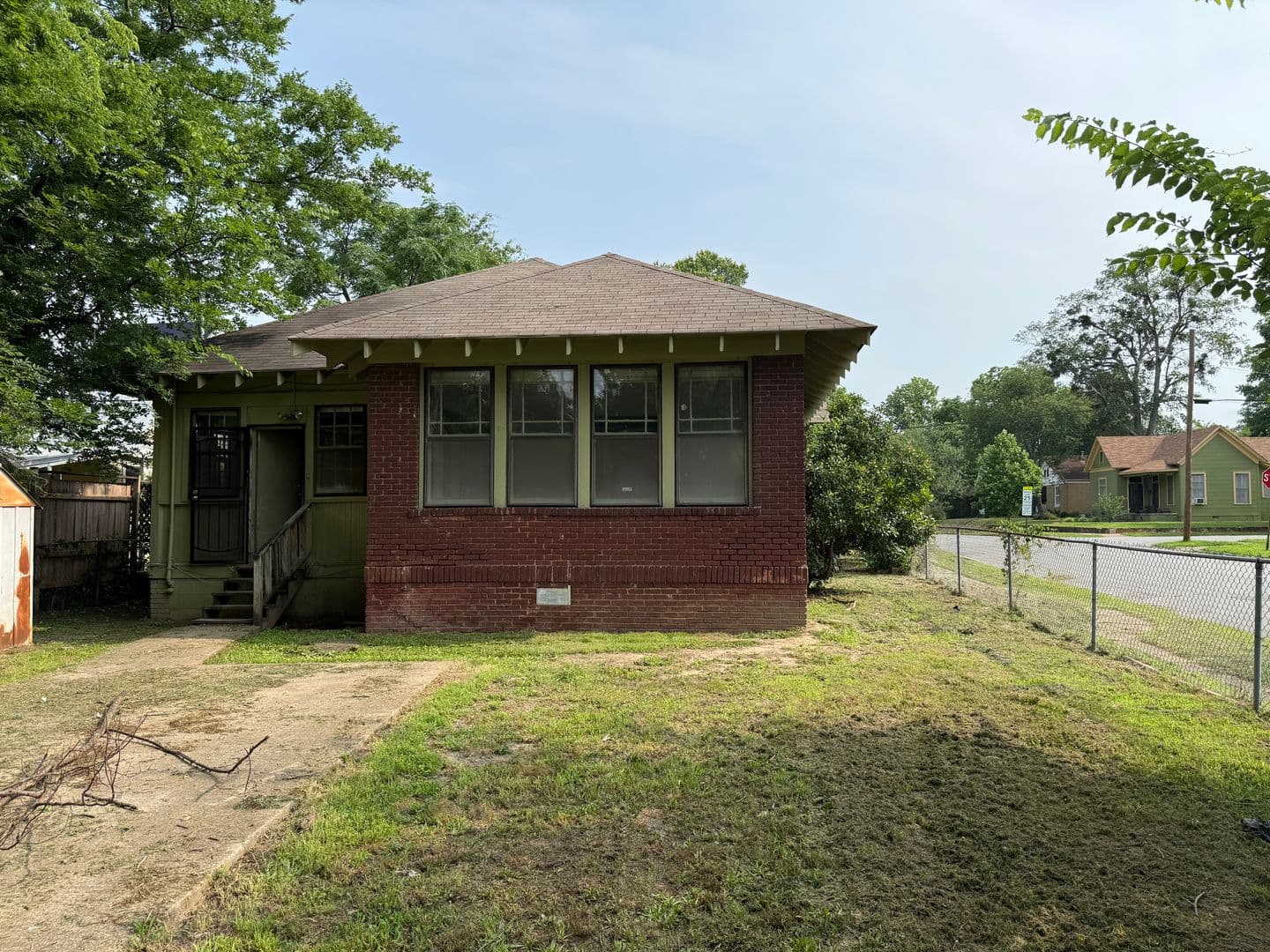 Little Rock House: 2301 W 17th St.