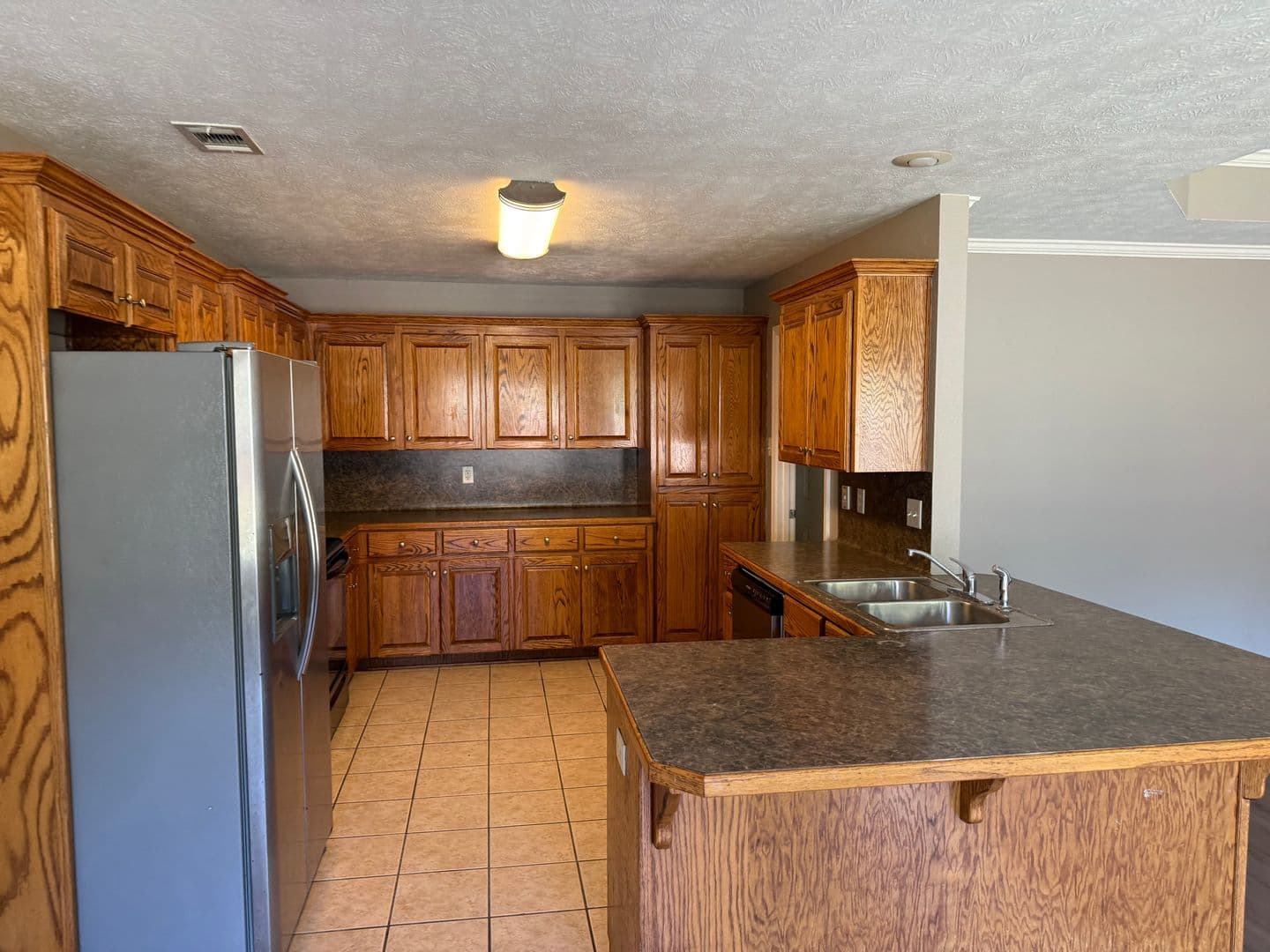 Cabot House: 32 Thunderbird Dr.