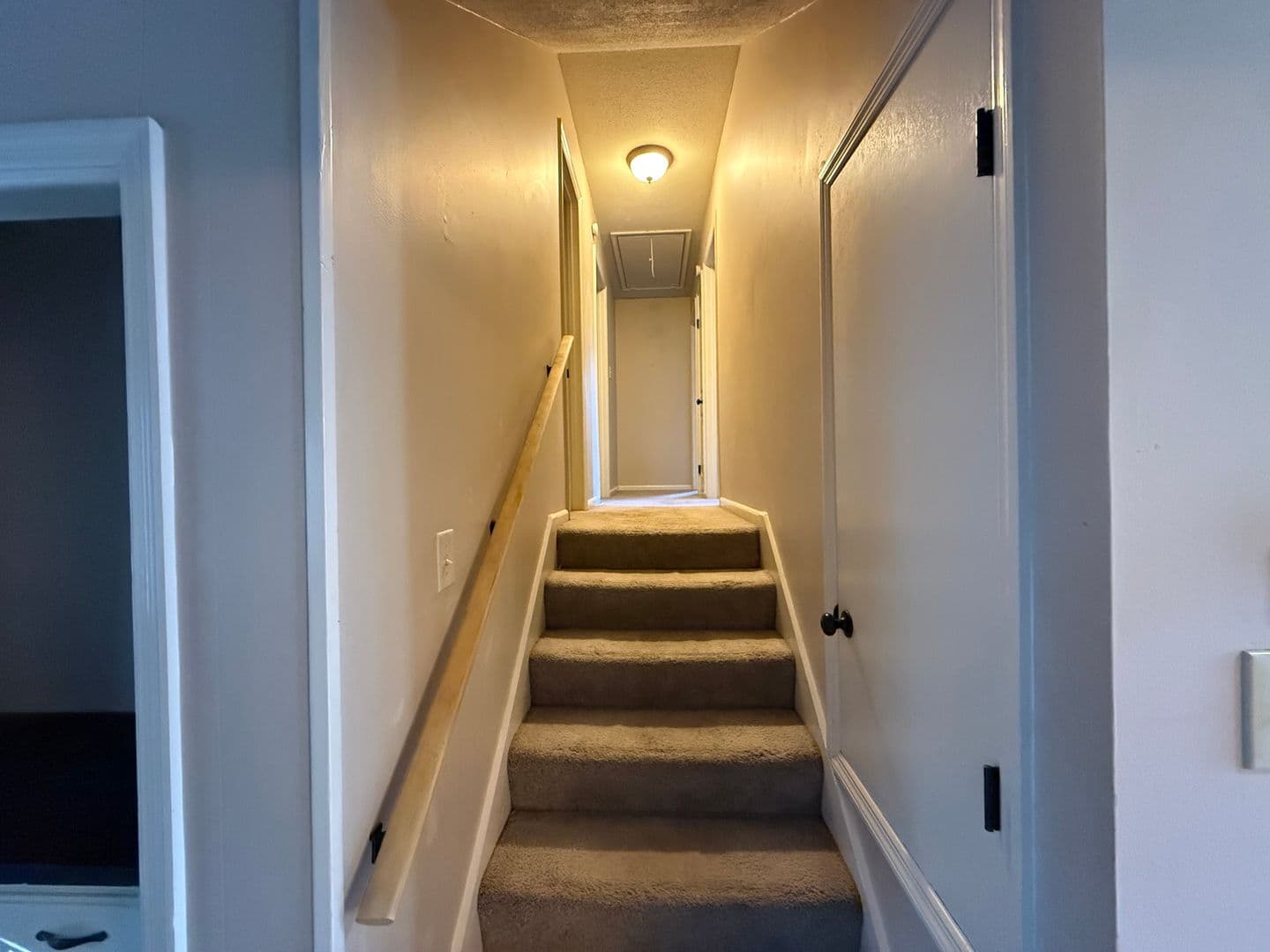 Little Rock House: 14 Feldspar Ct.