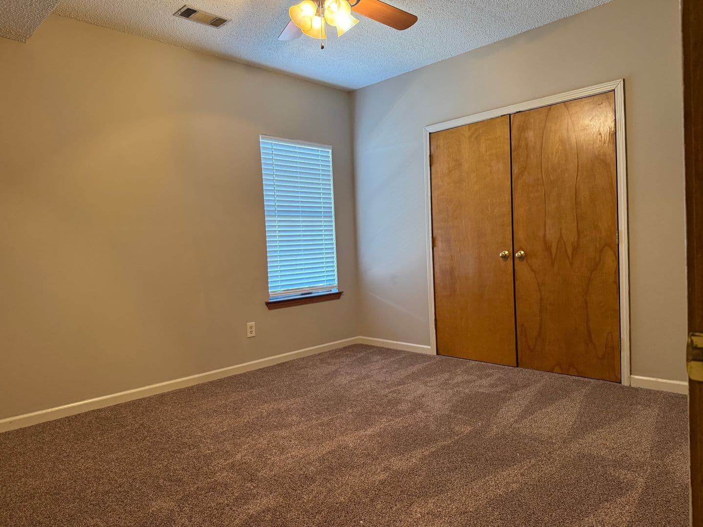 Maumelle House: 22 Edgehill Cove
