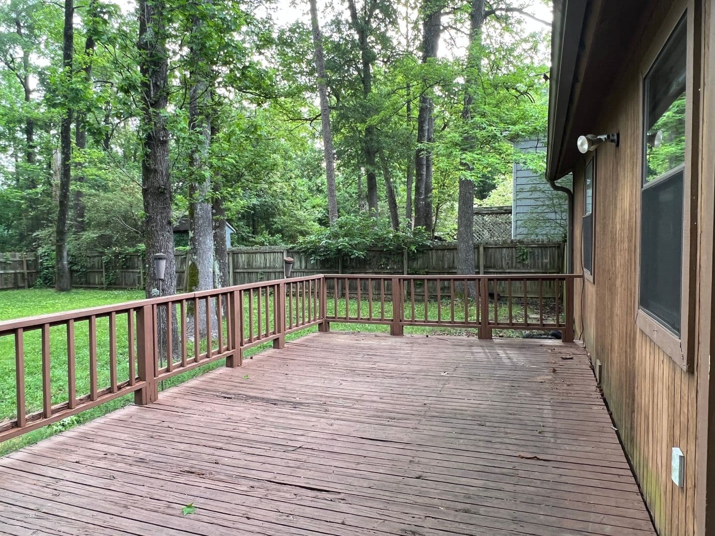 Maumelle House: 127 Rolling Oaks DR