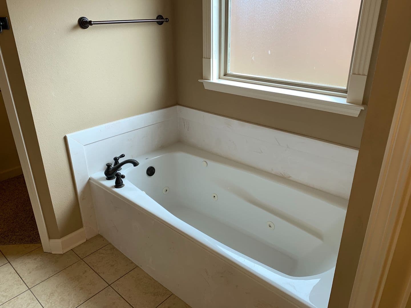 Jacksonville House: 1001 Mesquite Trl