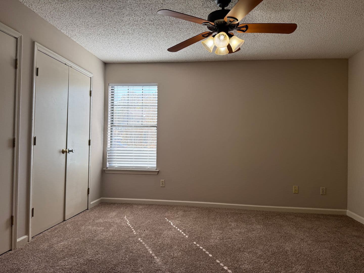 Maumelle House: 20 Edgehill Cove
