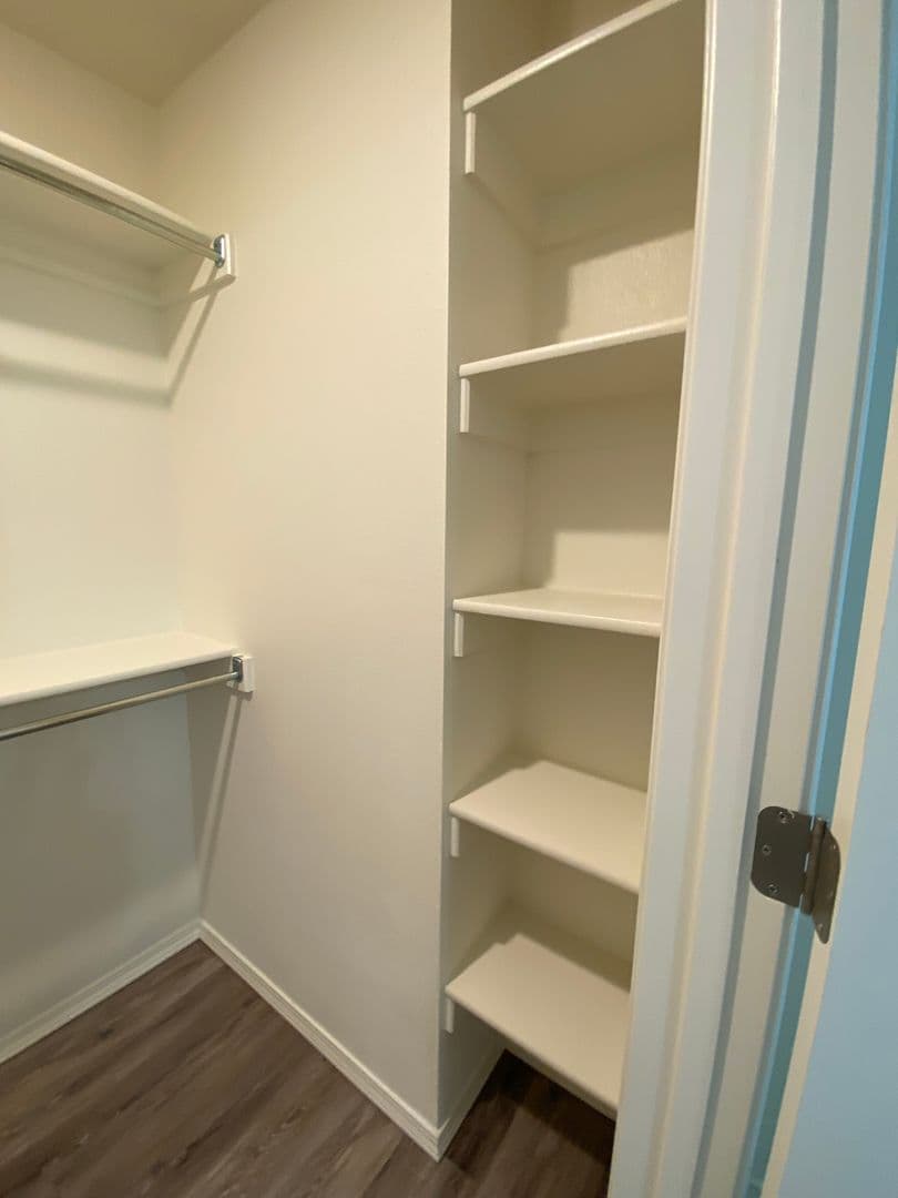 Fayetteville Apartment: 4211 Sante Fe Square