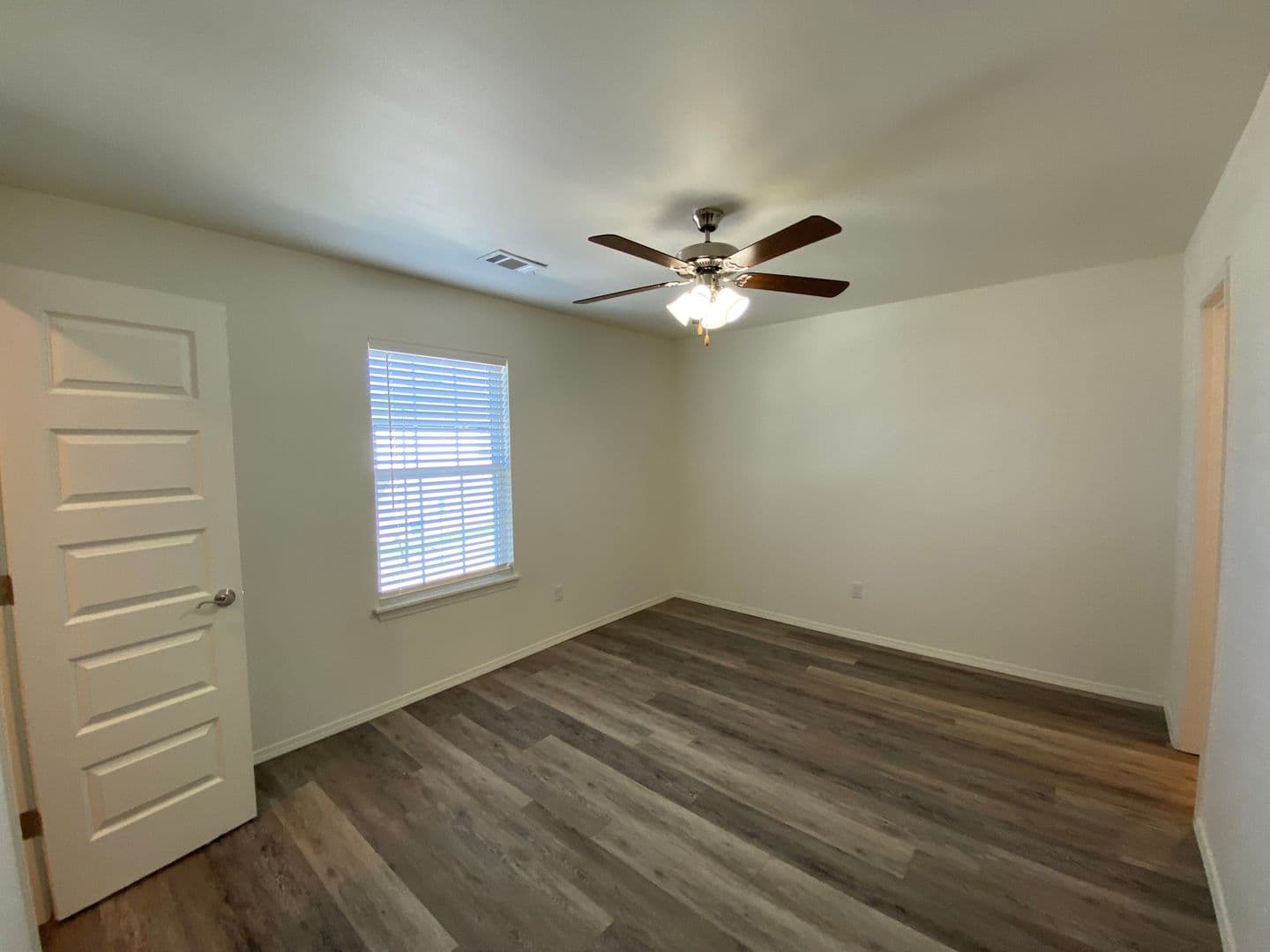 Fayetteville Apartment: 4211 Sante Fe Square